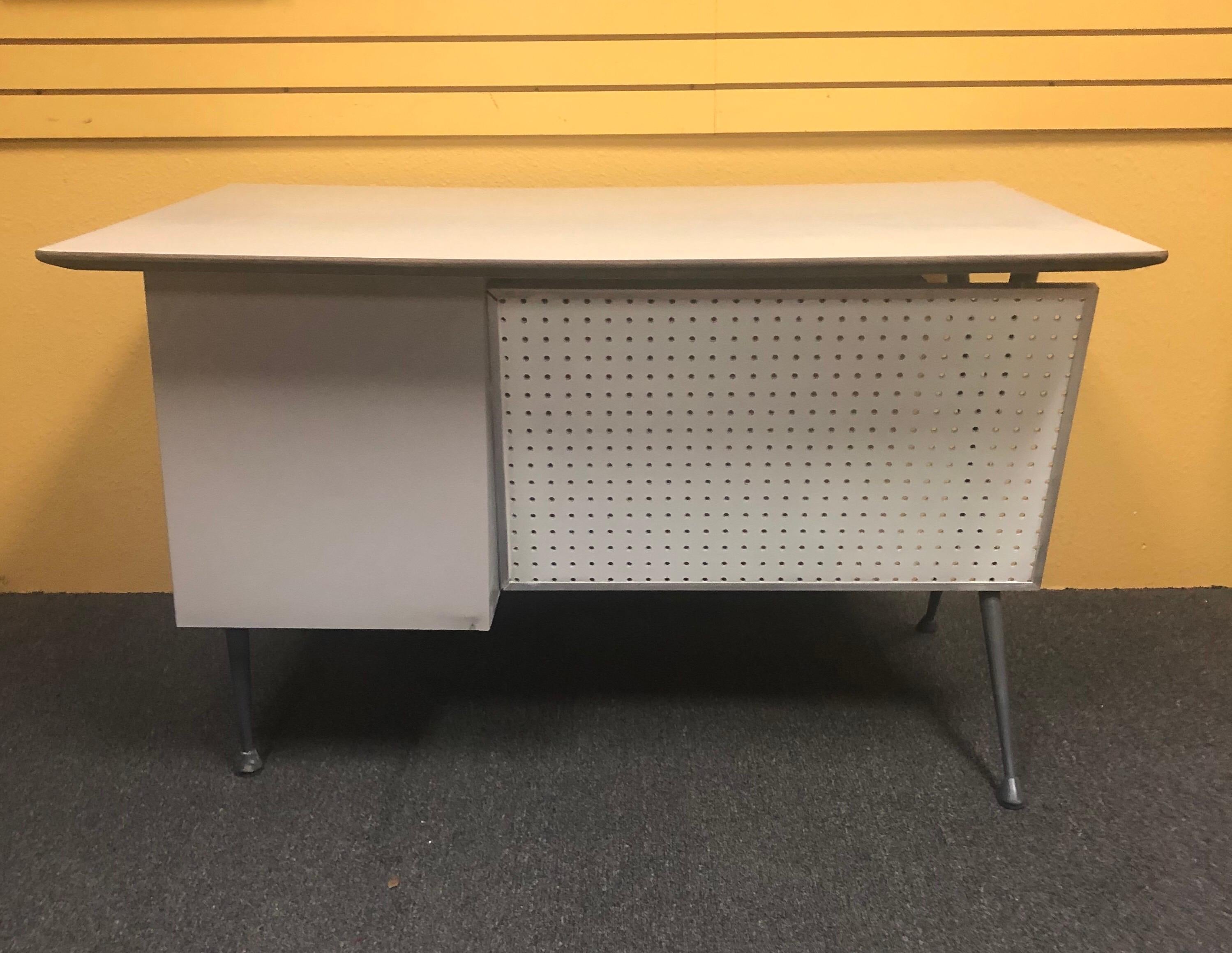 Industrial Midcentury Desk by Raymond Loewy for Brunswick For Sale 3