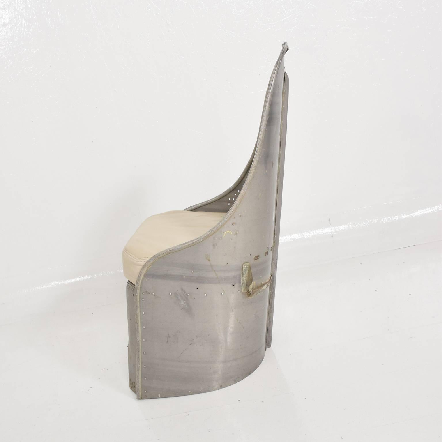 Mid-20th Century Industrial Mid-Century Modern Aluminum Airplane Chair