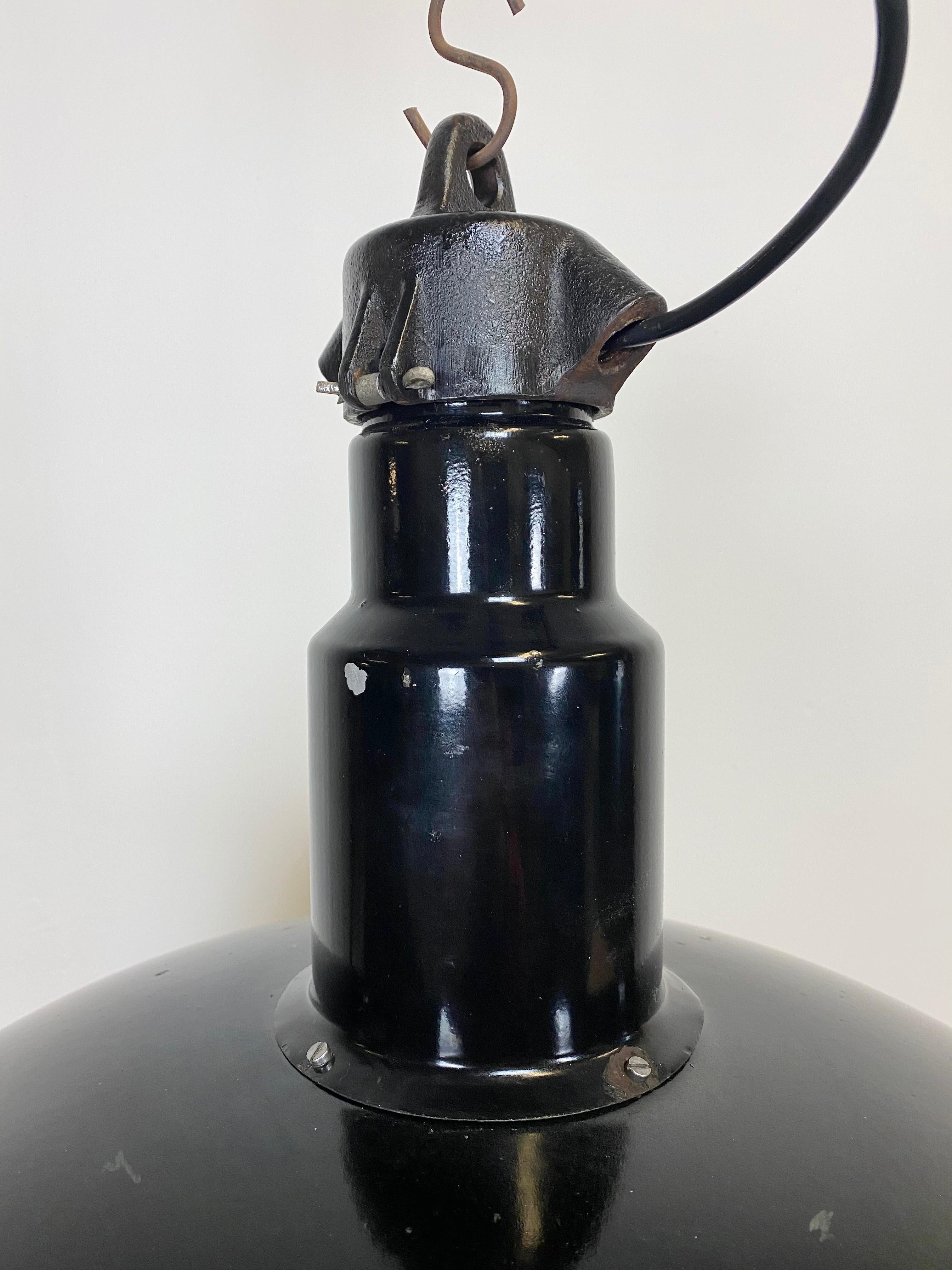 Industrial Midcentury Black Enamel Factory Lamp, 1950s In Good Condition In Kojetice, CZ