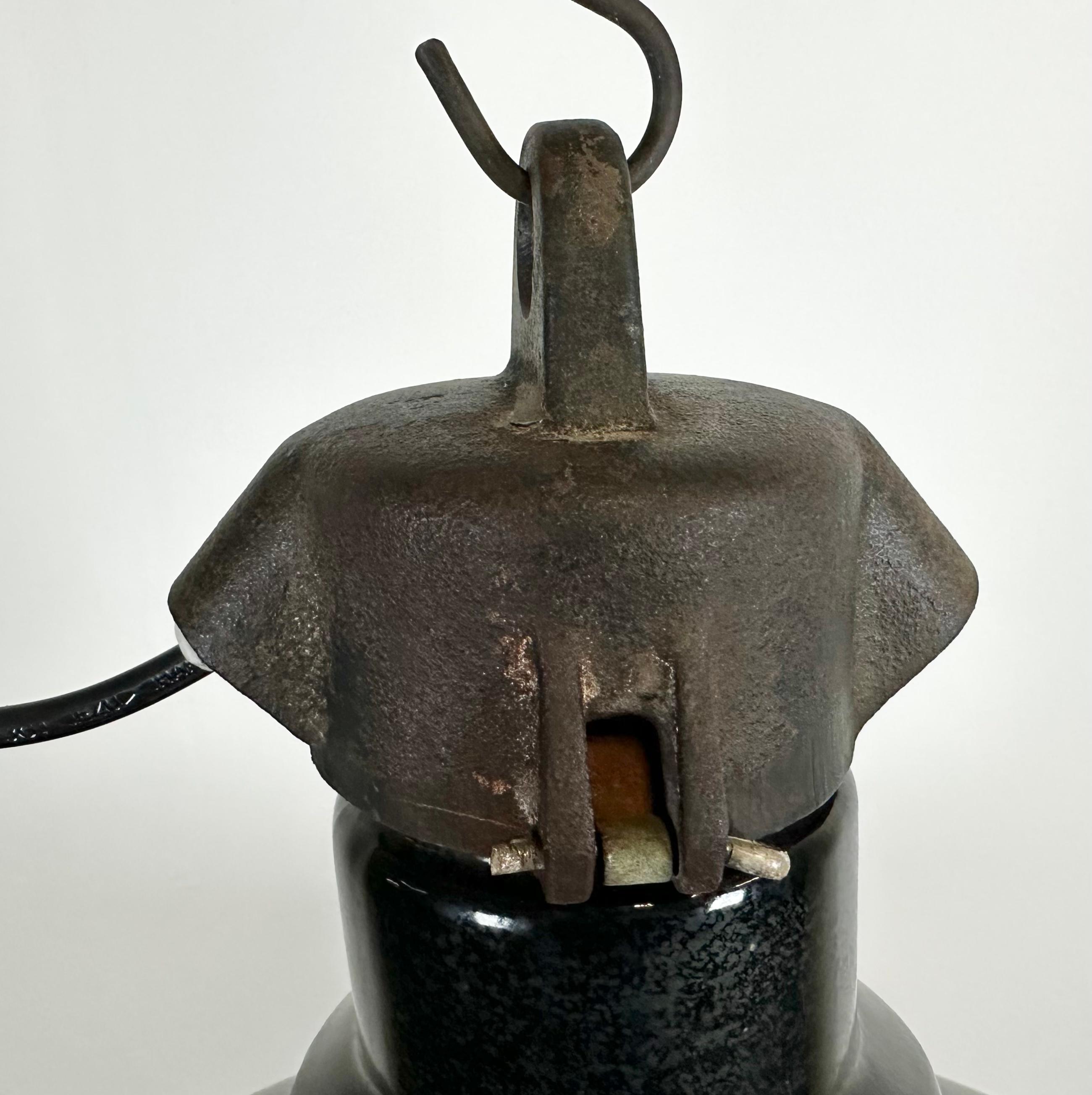 Industrial Mid Century Black Enamel Factory Lamp, 1950s For Sale 1