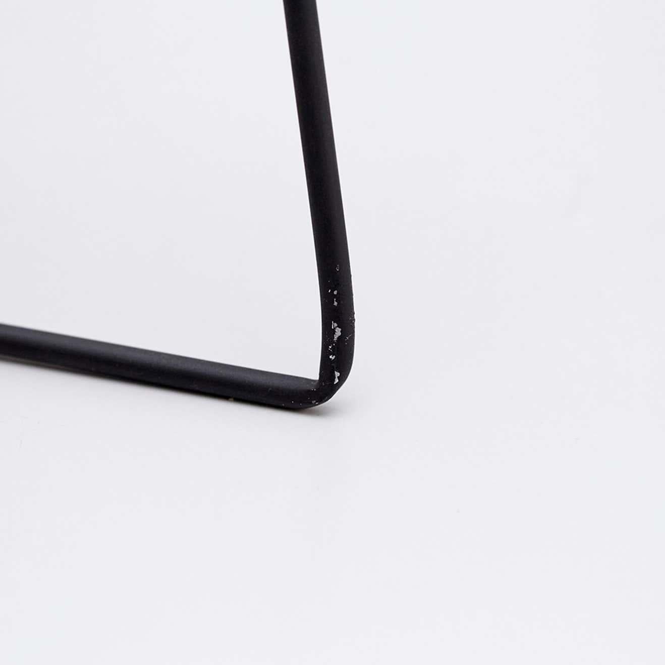Lampe de table industrielle minimaliste en metal&wood, circa 1990 en vente 3