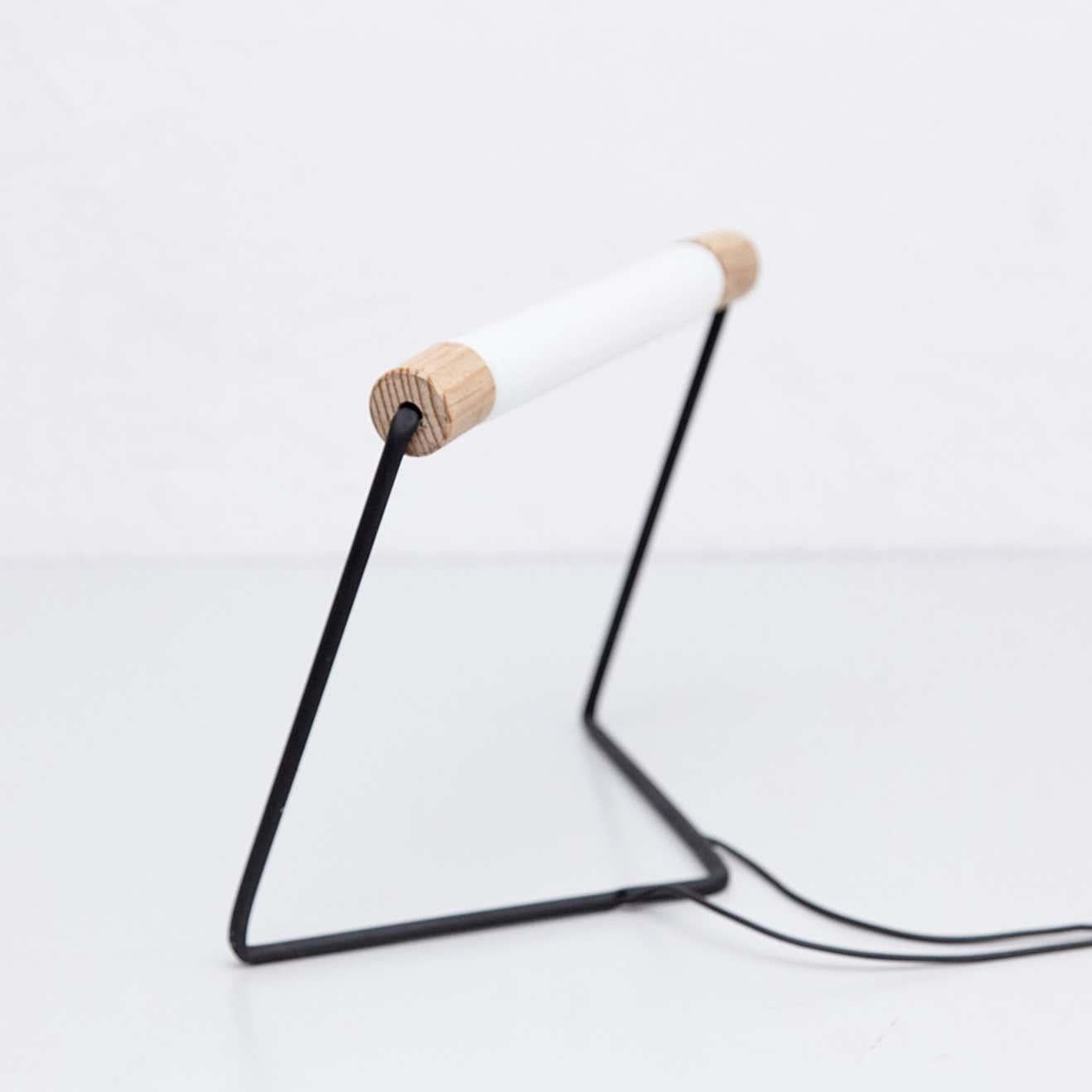 Mid-Century Modern Industrial Minimal Table Lamp in Metal and Wood, circa 1990 For Sale