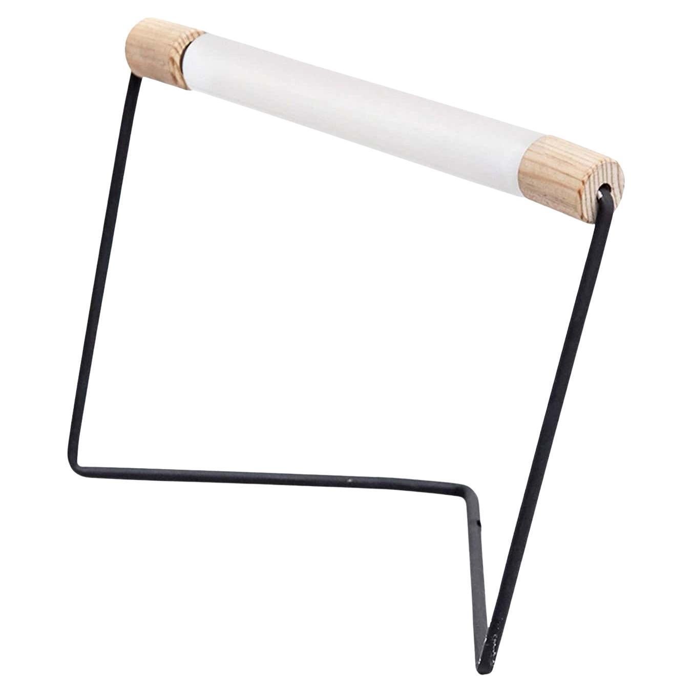 Lampe de table industrielle minimaliste en metal&wood, circa 1990