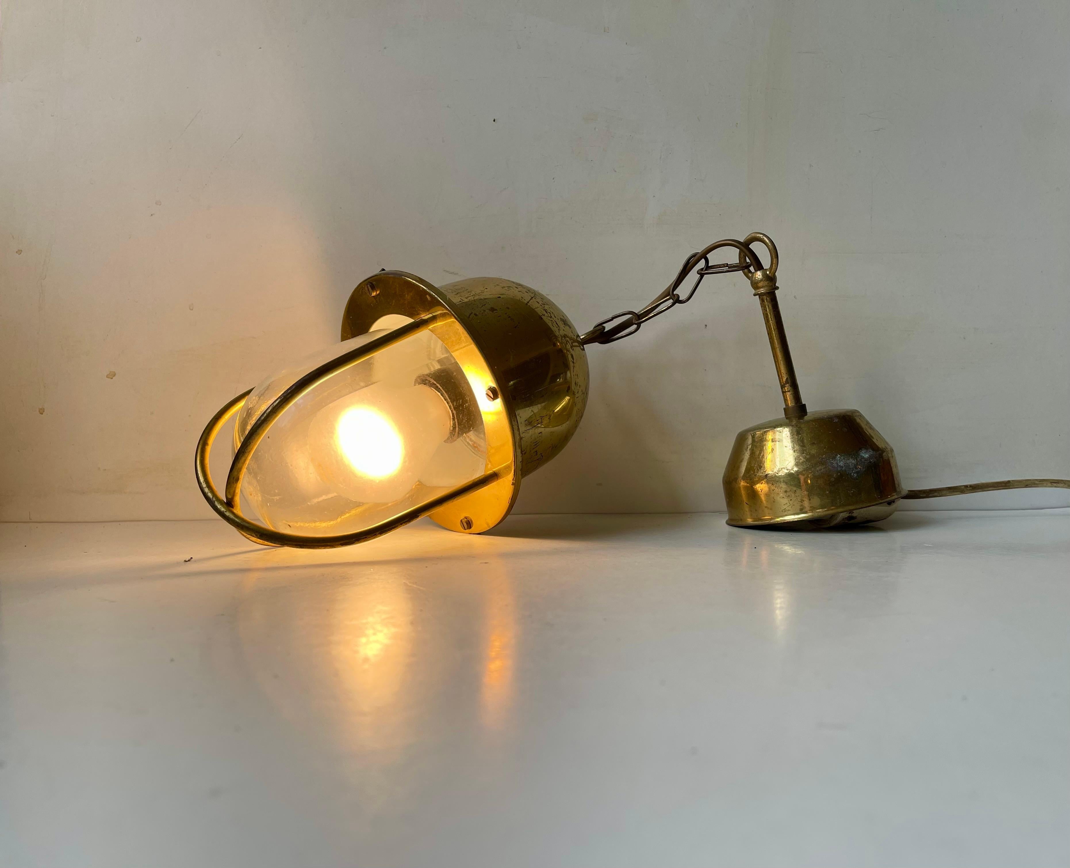 European Industrial - Nautical Pendant Lamp in Brass & Glass, 1970s For Sale