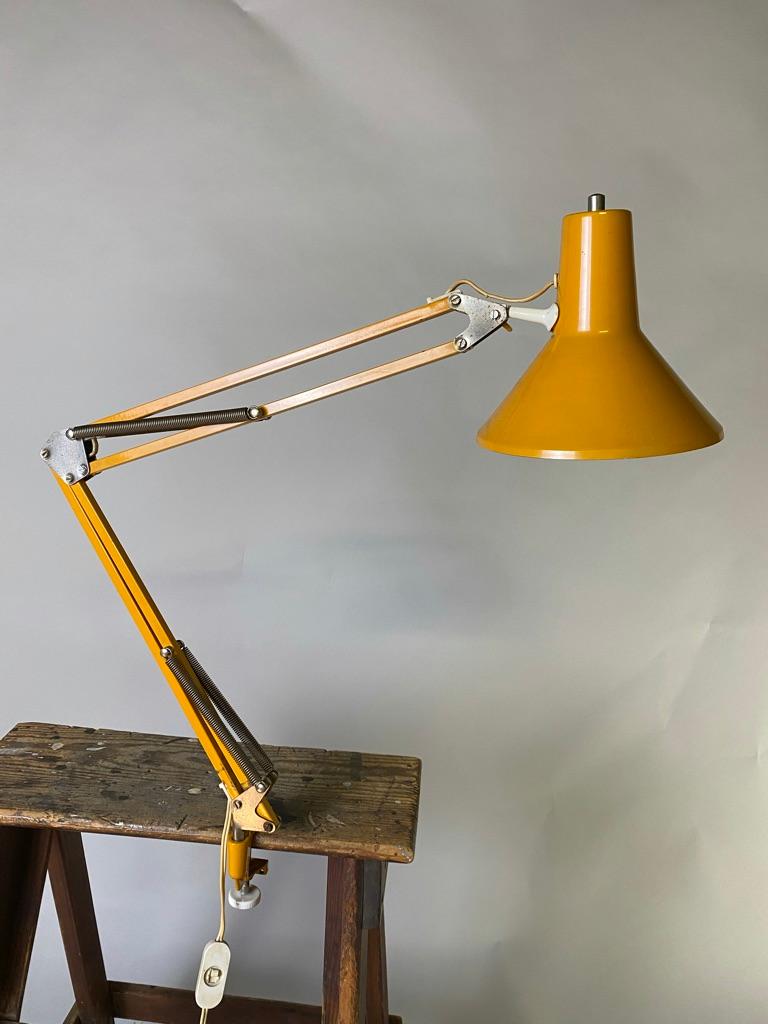industrial clip lamp