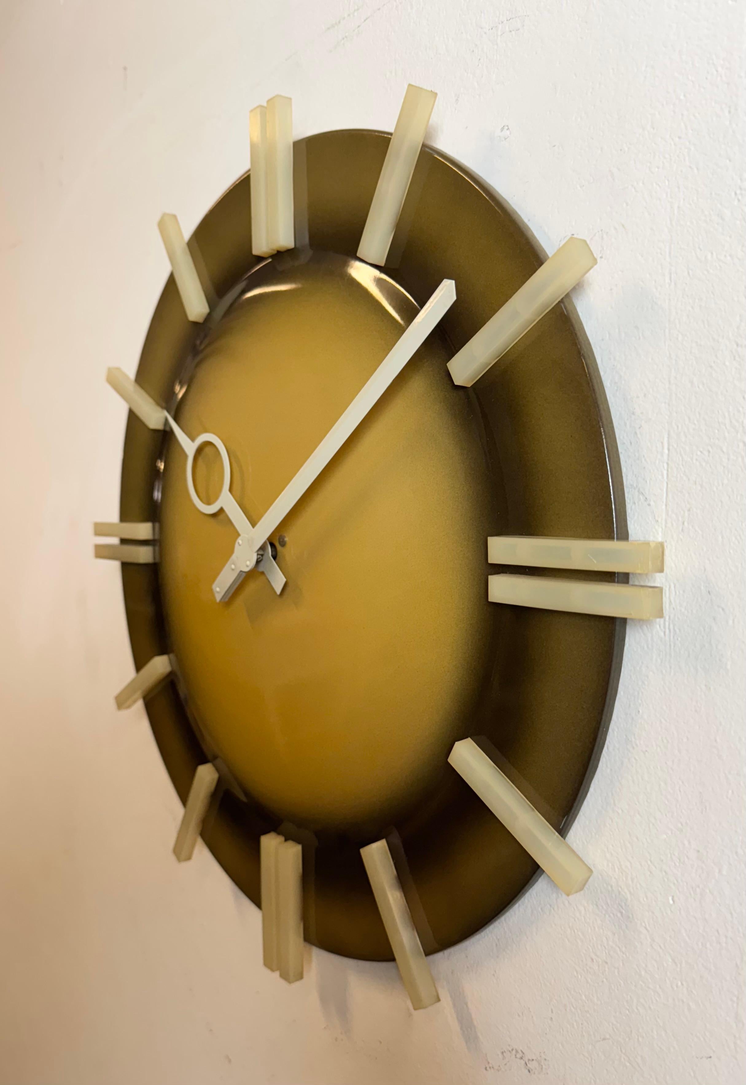 Reloj de pared de oficina industrial de Pragotron, años 70 Checo en venta