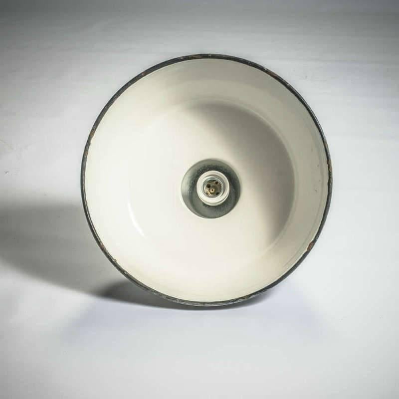 Great Industrial style all original, vintage pendants coming from European old factories.
Big size. Charming round shape.
In a beautiful gray color and patina, with a subtle light blue ton above them, the inside part is in enameled white