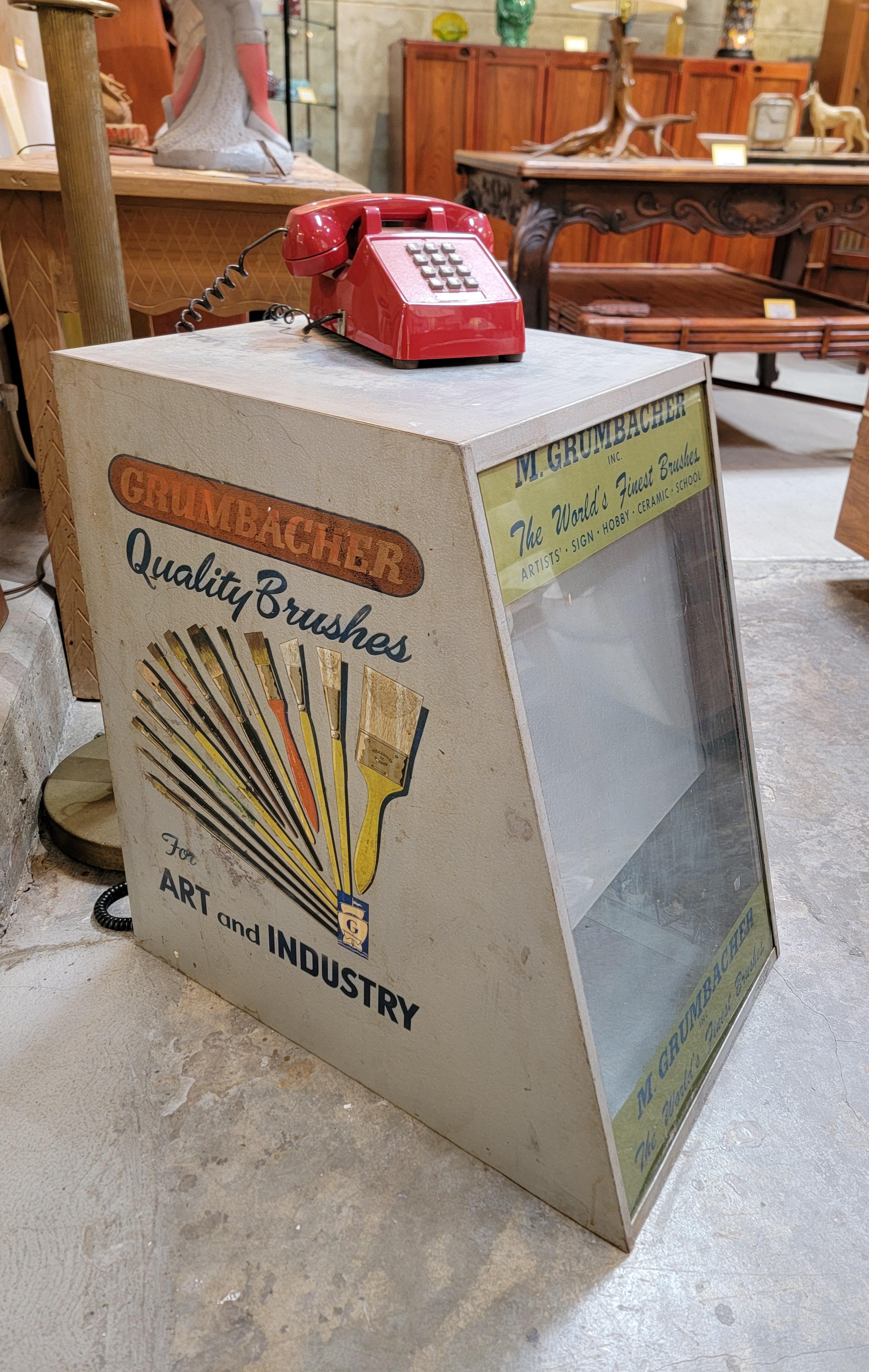 Industrial Paintbrush Point of Sale Cabinet In Good Condition For Sale In Fulton, CA