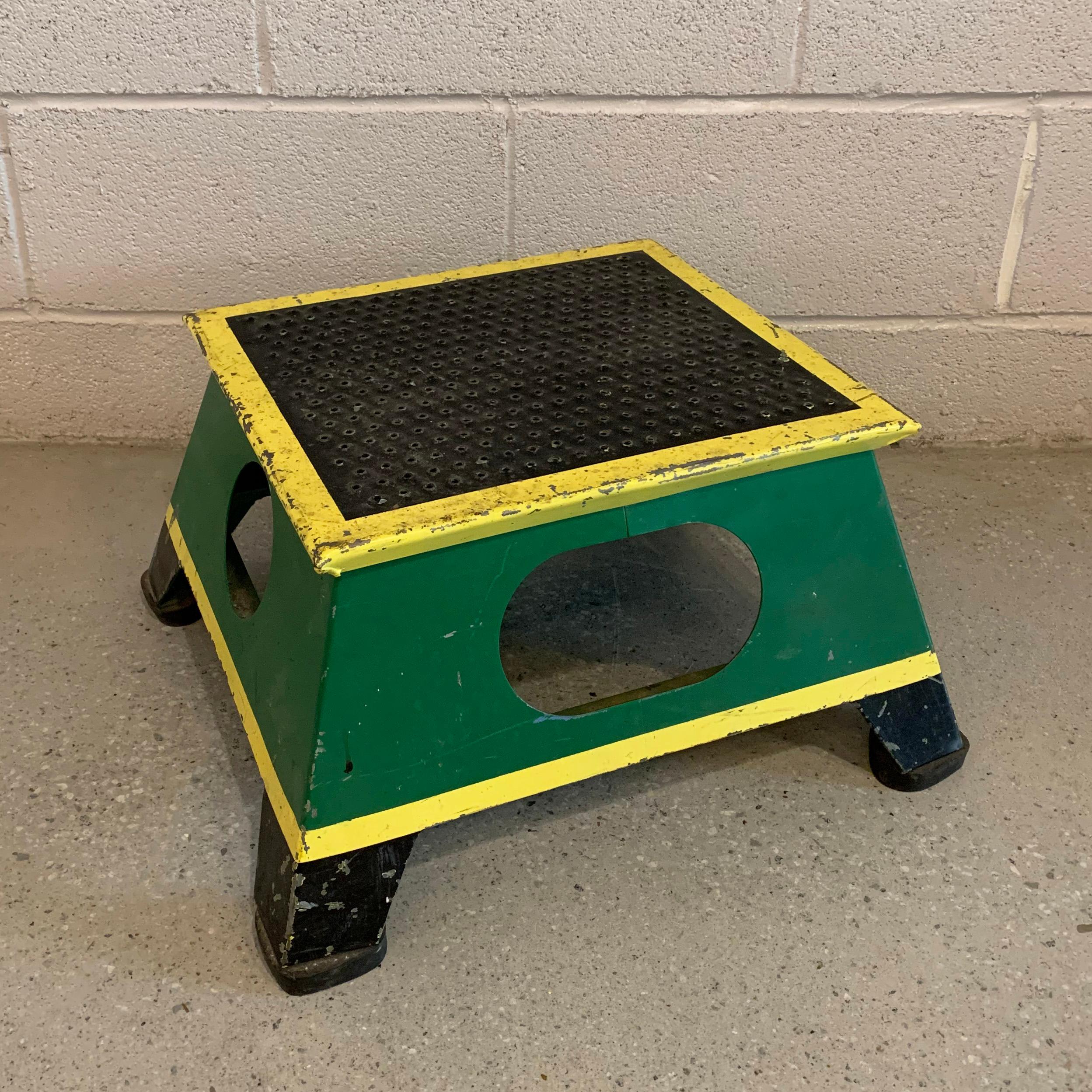 train step stool