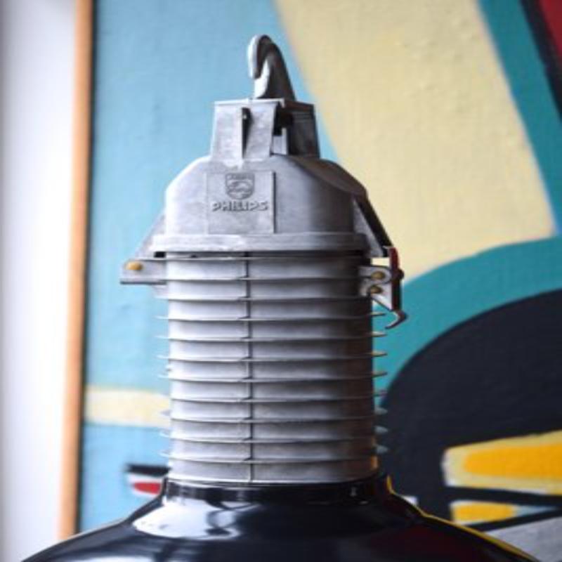 Lámpara colgante industrial de Philips, años 60 en venta 1