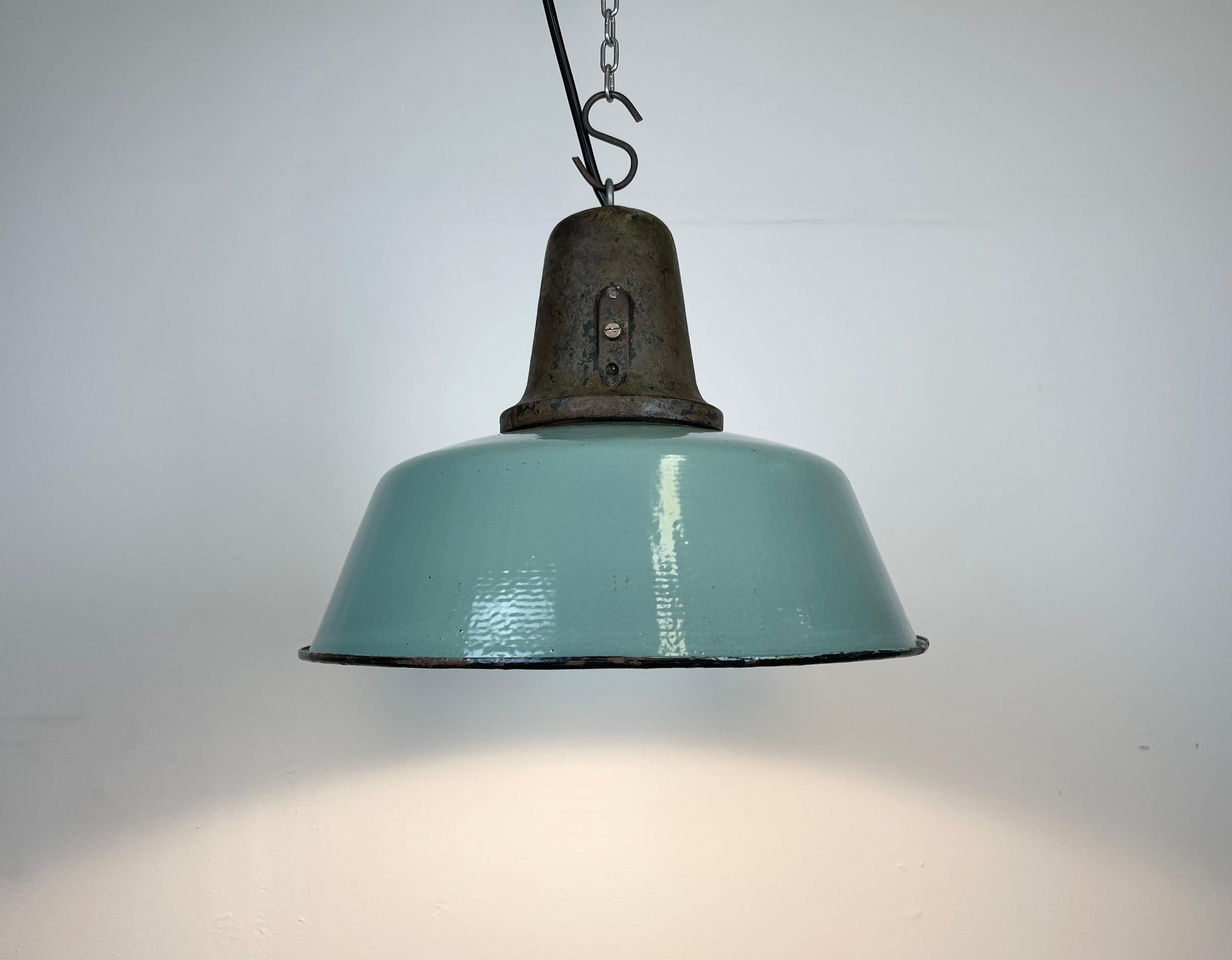 Industrial Petrol Enamel Factory Lamp with Cast Iron Top, 1960s For Sale 5