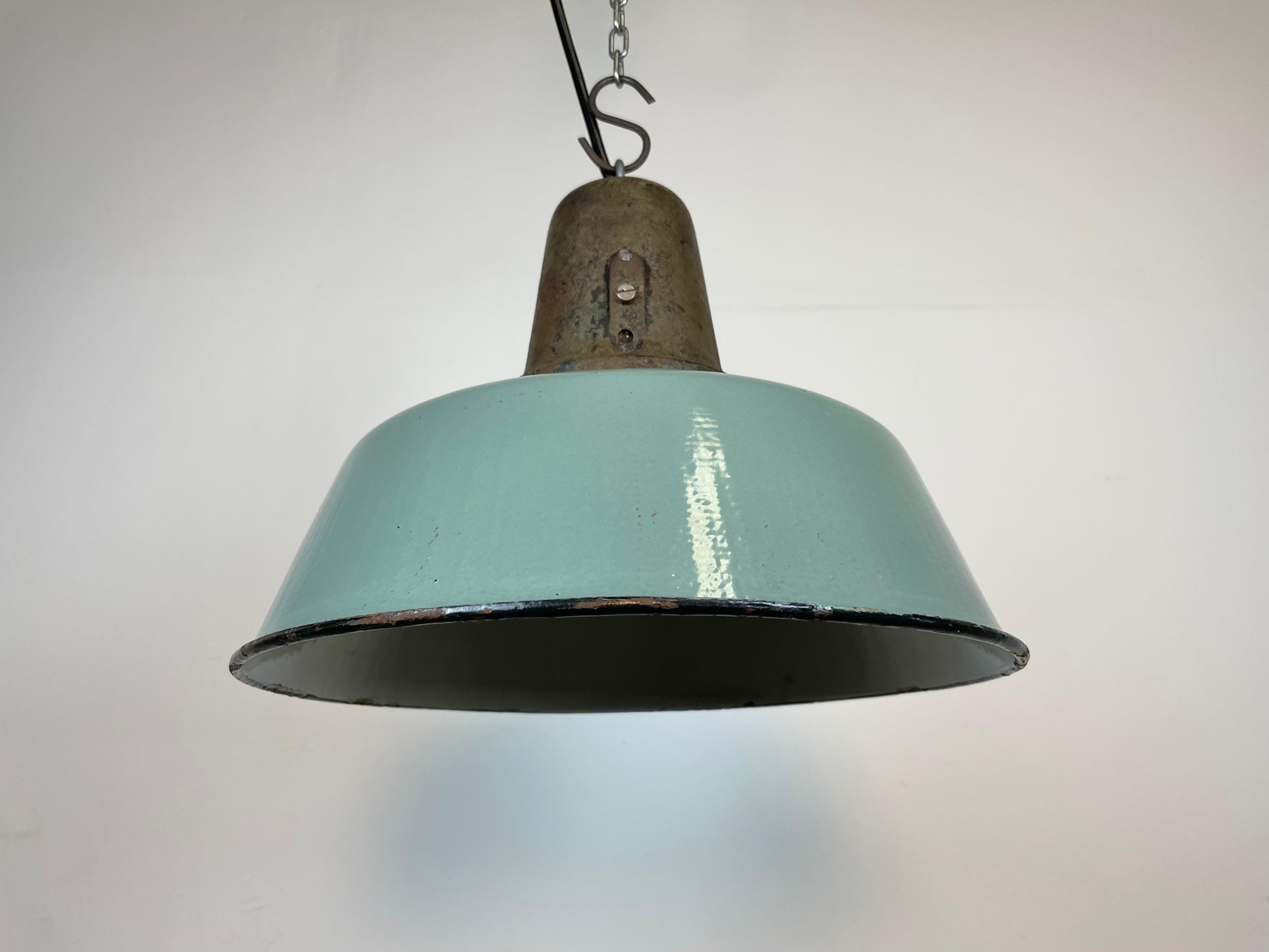 Industrial Petrol Enamel Factory Lamp with Cast Iron Top, 1960s For Sale 4