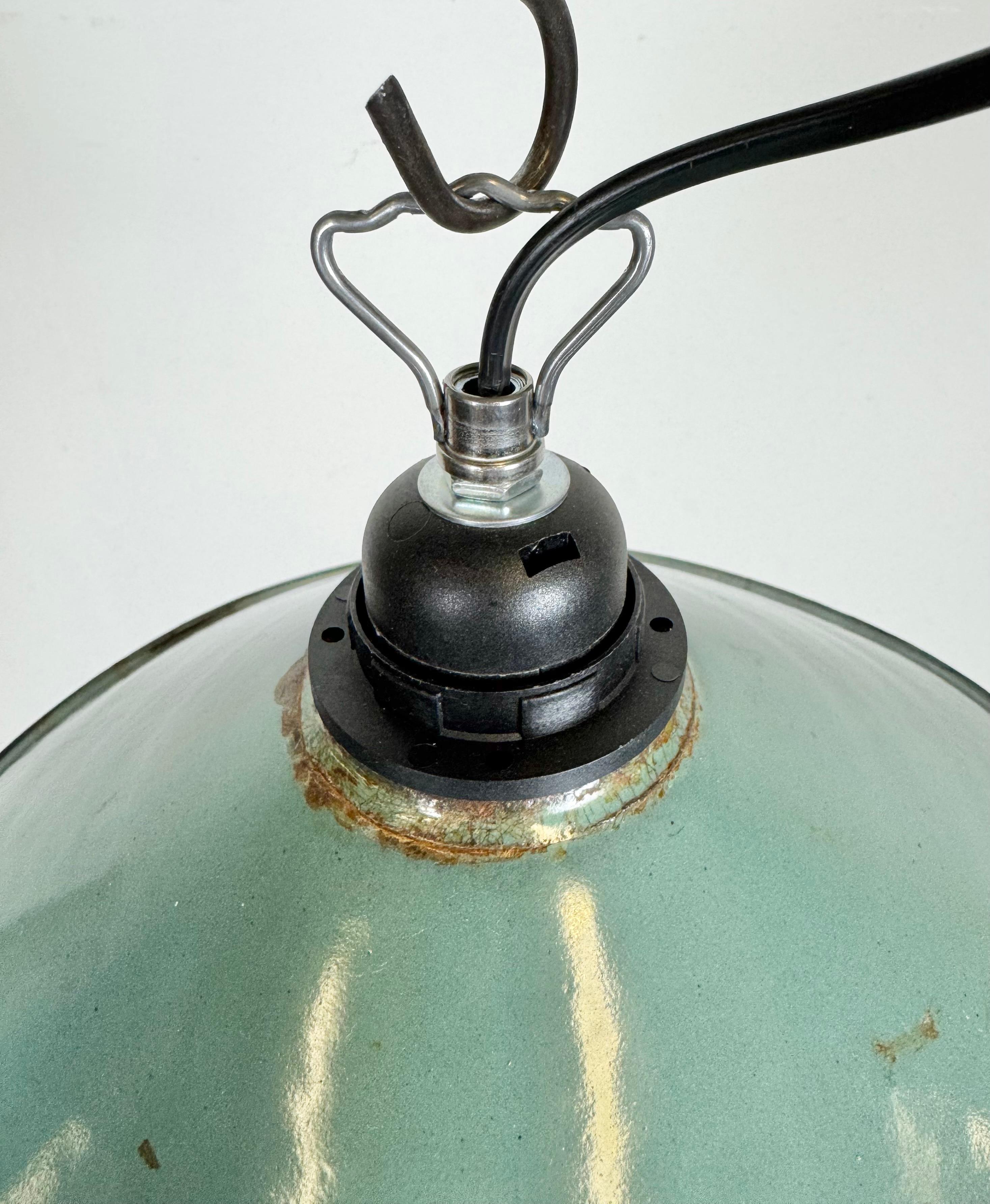 Lampada a sospensione industriale a smalto Petrol Factory, anni '60 in vendita 1