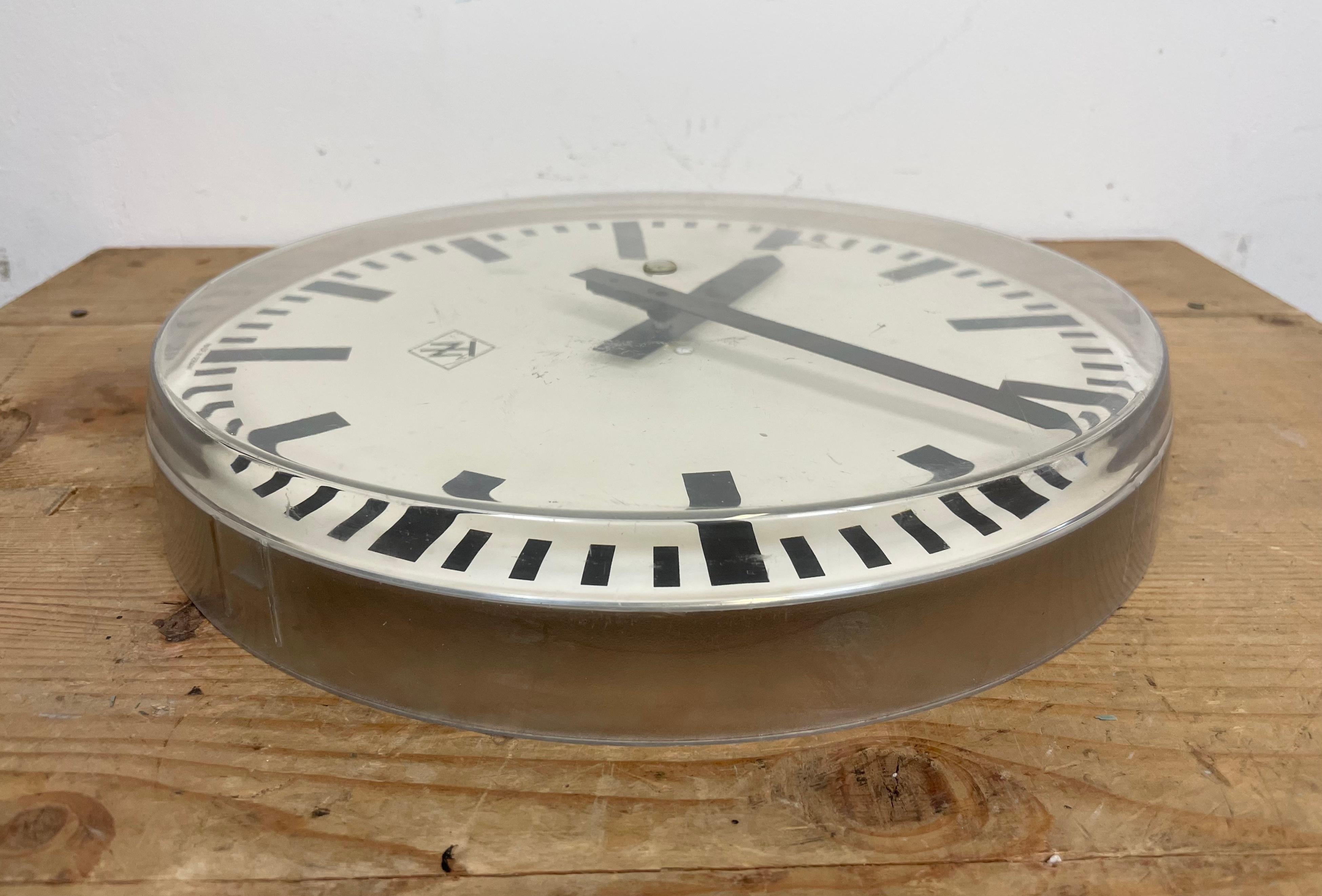 Industrial Plexiglass Station Wall Clock from TN, 1960 In Good Condition For Sale In Kojetice, CZ