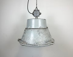 Lampe suspendue d'usine industrielle polonaise en aluminium coulé de Mesko, 1970