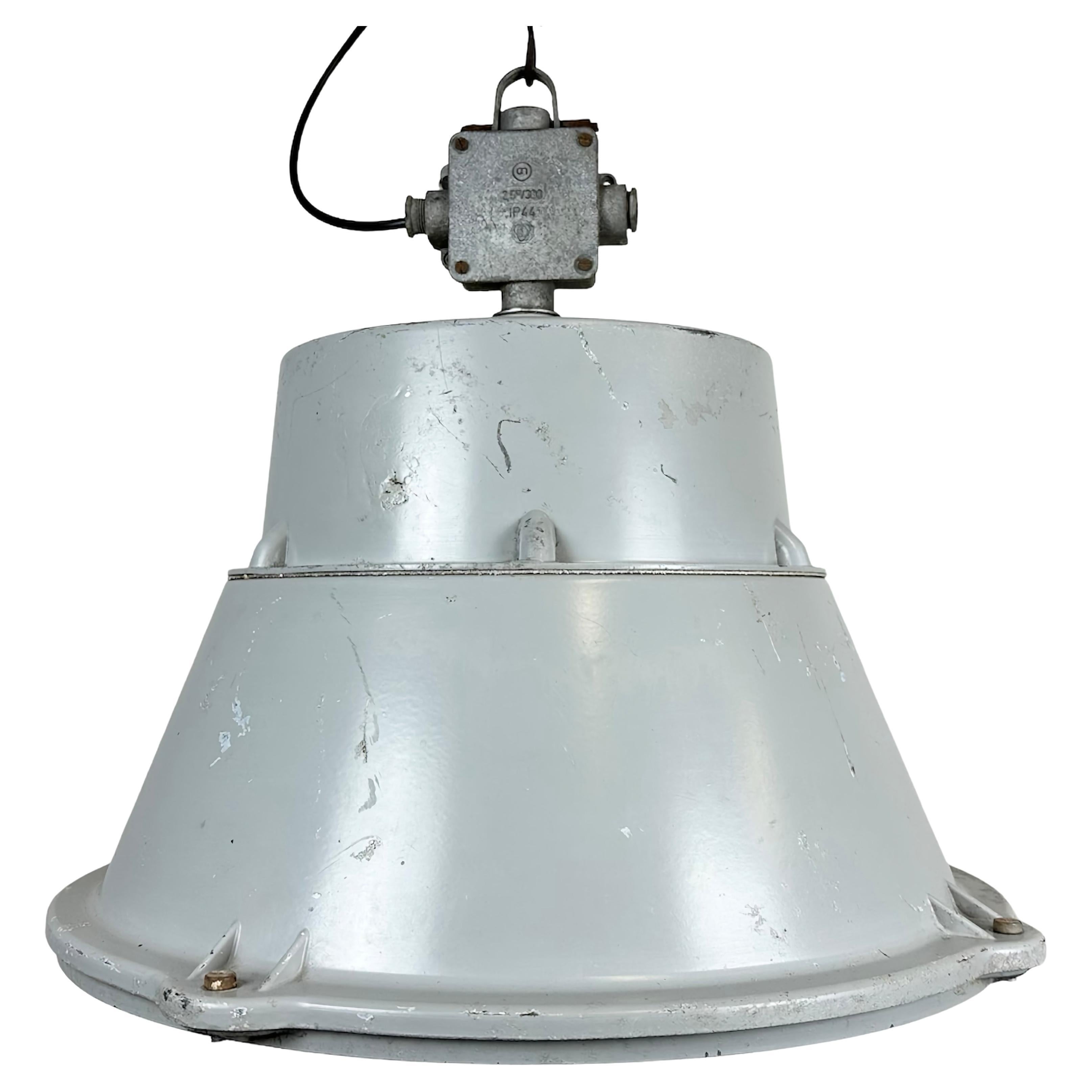 Industrial Polish Cast Aluminium Factory Pendant Lamp from Mesko, 1970s For Sale