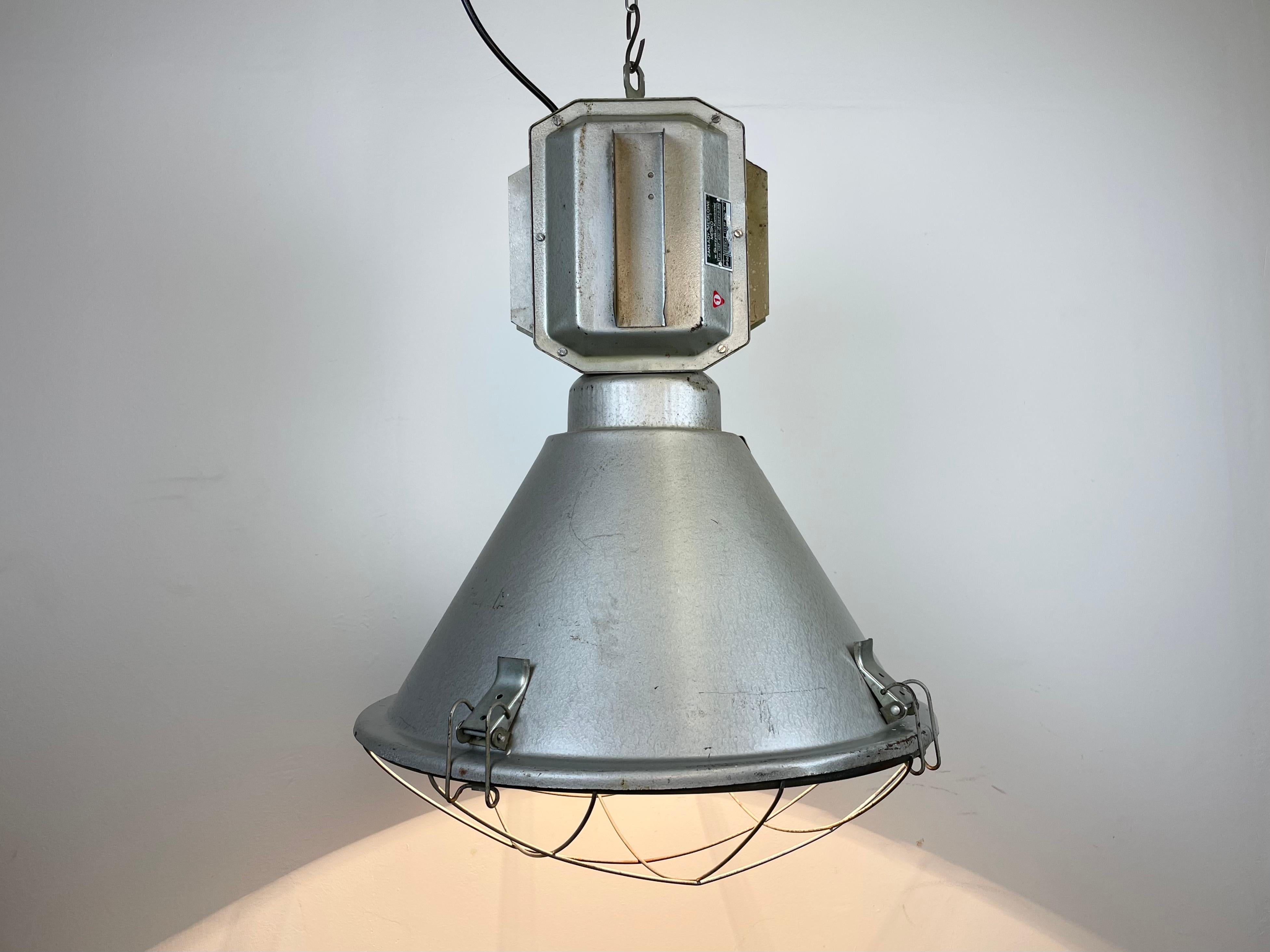 Industrial Polish Factory Ceiling Lamp from Mesko, 1990s For Sale 6