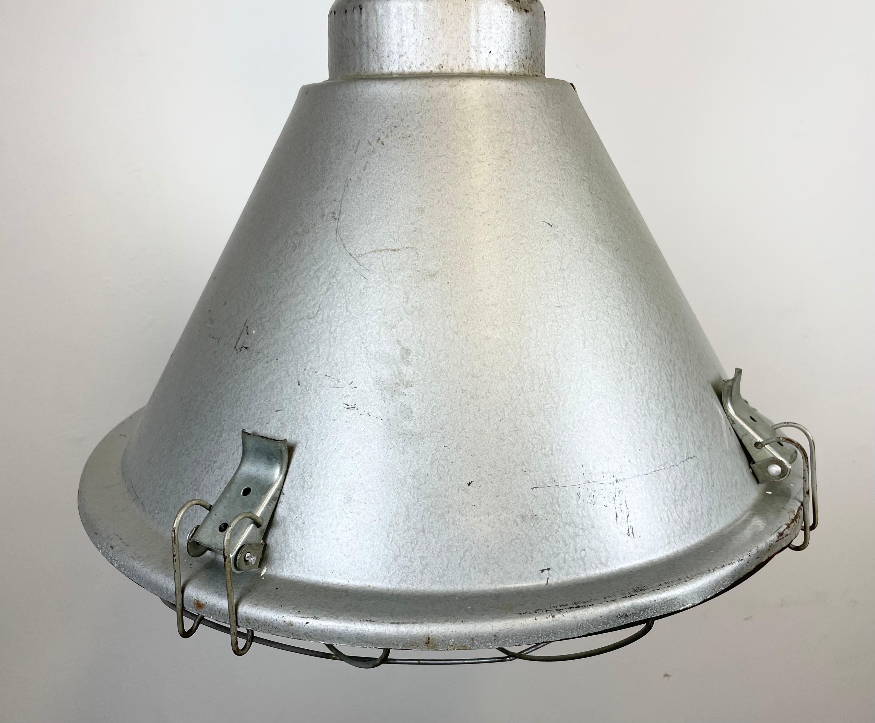 Industrial Polish Factory Ceiling Lamp from Mesko, 1990s In Good Condition For Sale In Kojetice, CZ