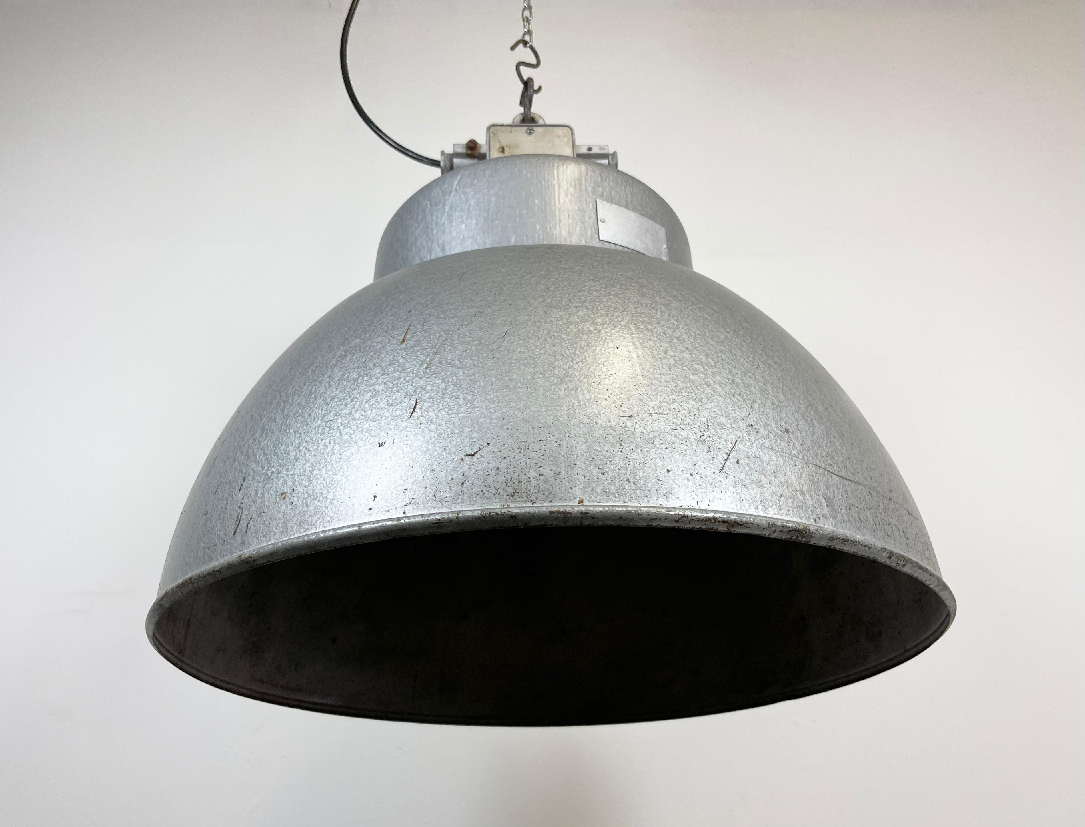Industrial Polish Factory Pendant Lamp from Mesko, 1970s For Sale 6
