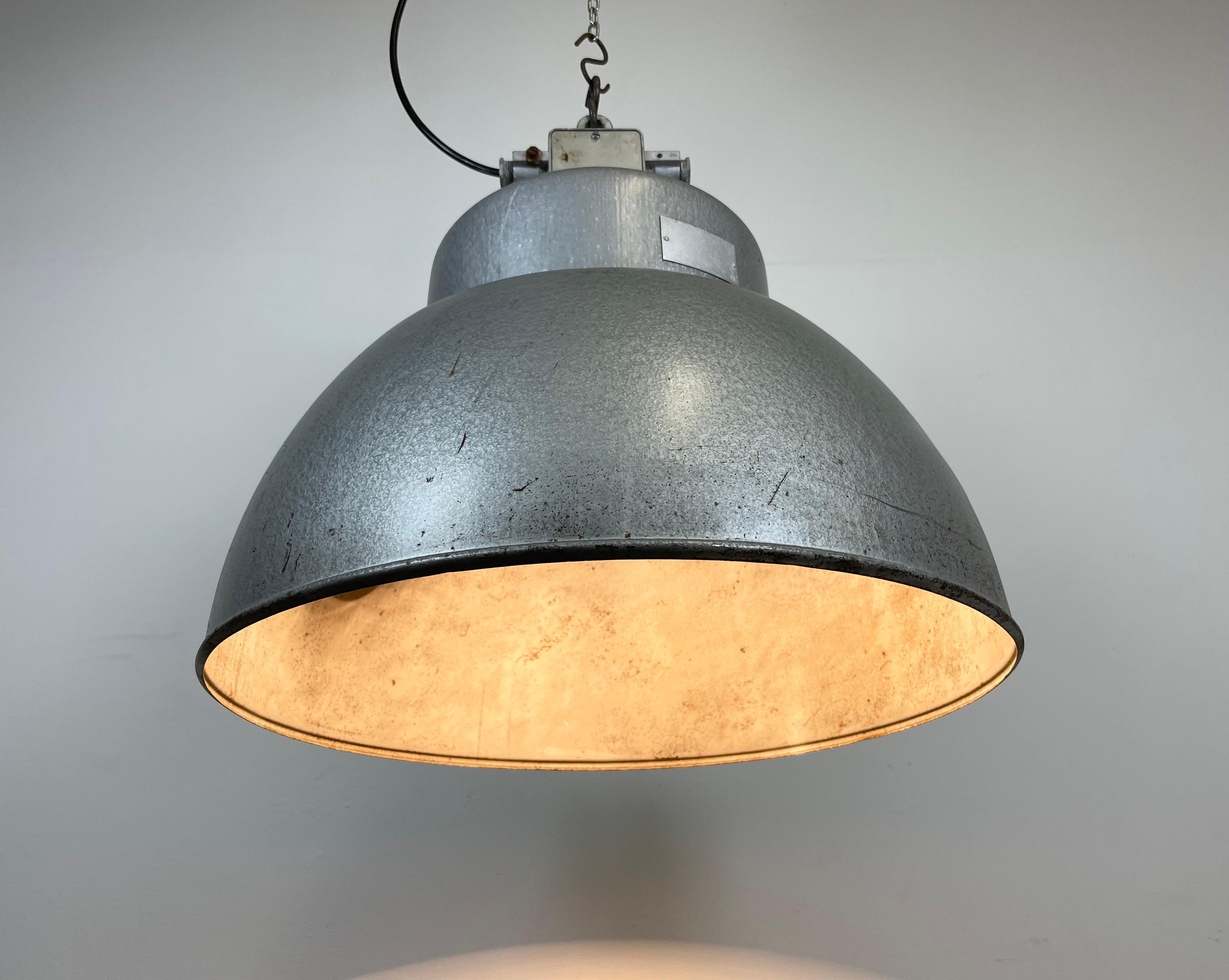 Industrial Polish Factory Pendant Lamp from Mesko, 1970s For Sale 8