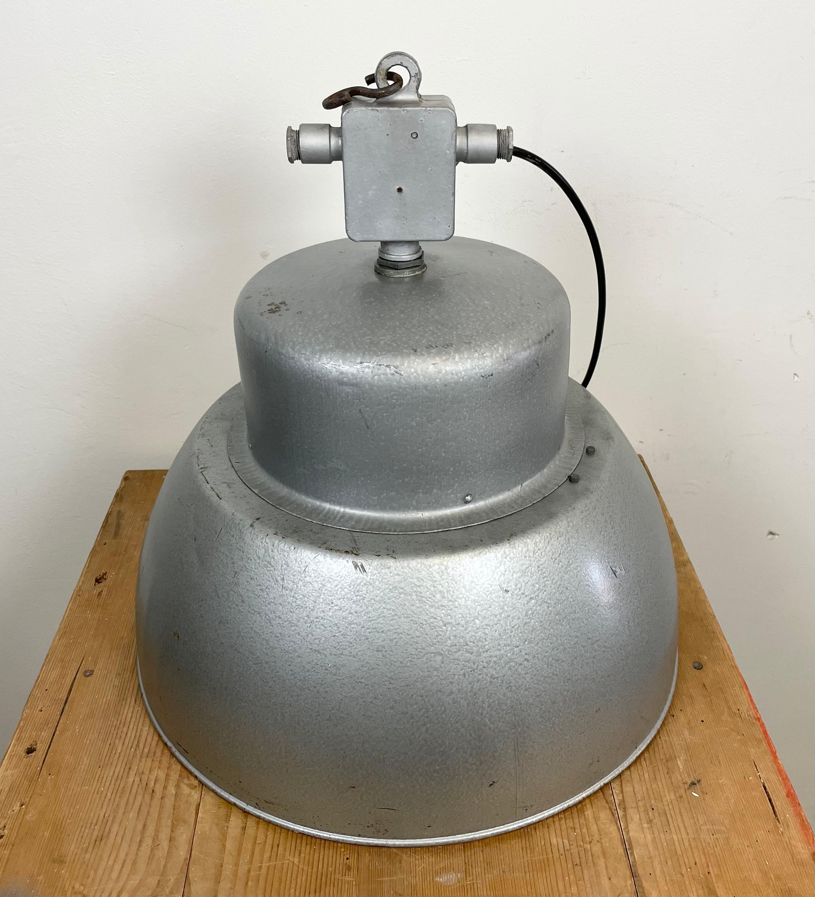 Industrial Polish Factory Pendant Lamp from Mesko, 1970s For Sale 10