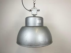 Lampe suspendue industrielle polonaise de l'usine Mesko, 1970