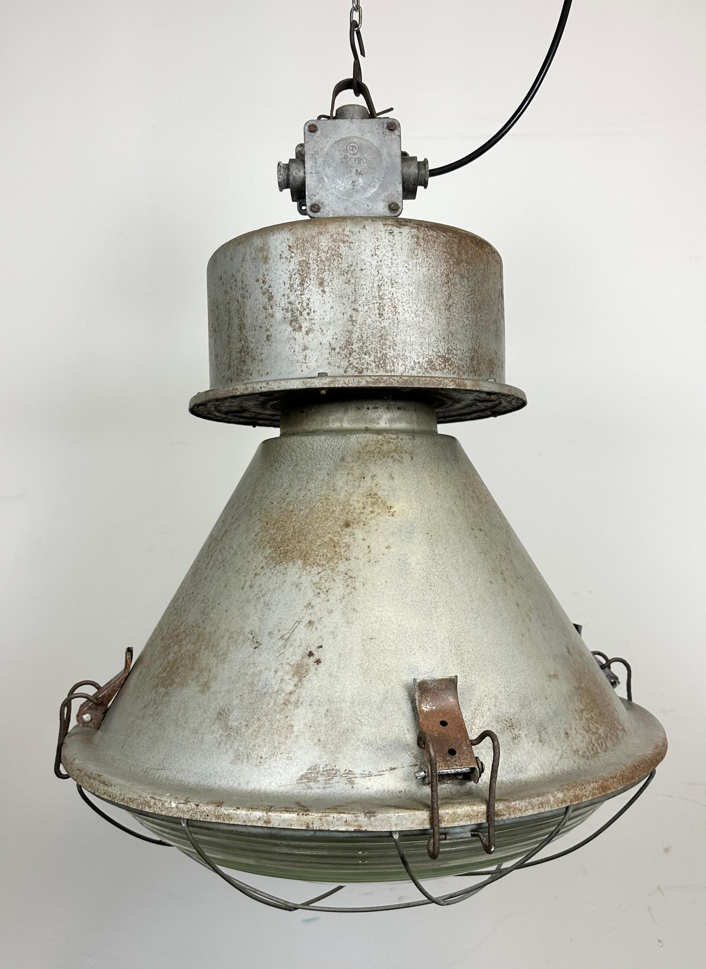 Industrial Polish Factory Pendant Lamp with Glass Cover from Mesko, 1970s In Good Condition For Sale In Kojetice, CZ