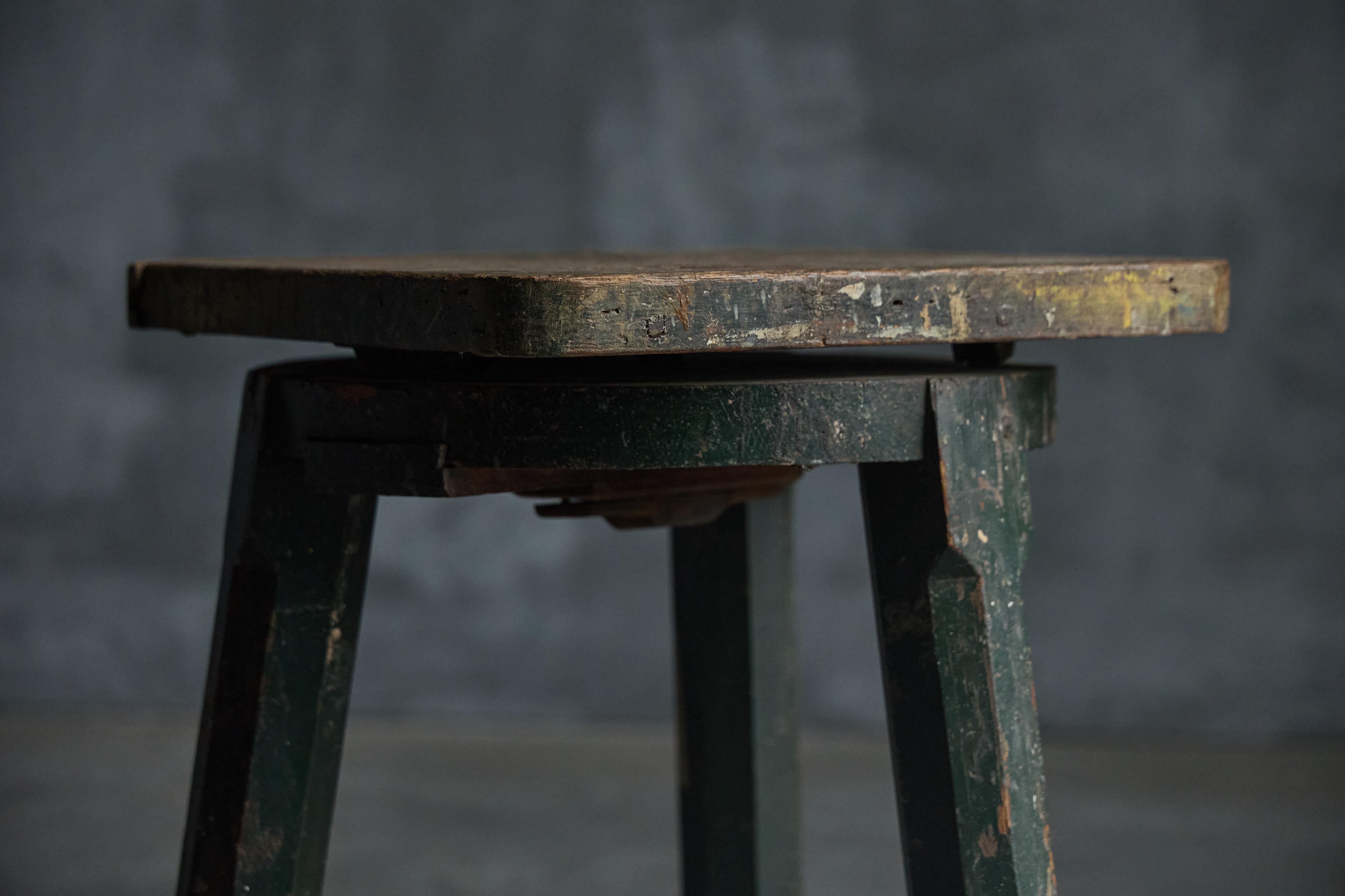 Tabouret primitif industriel, France, 19ème siècle en vente 4