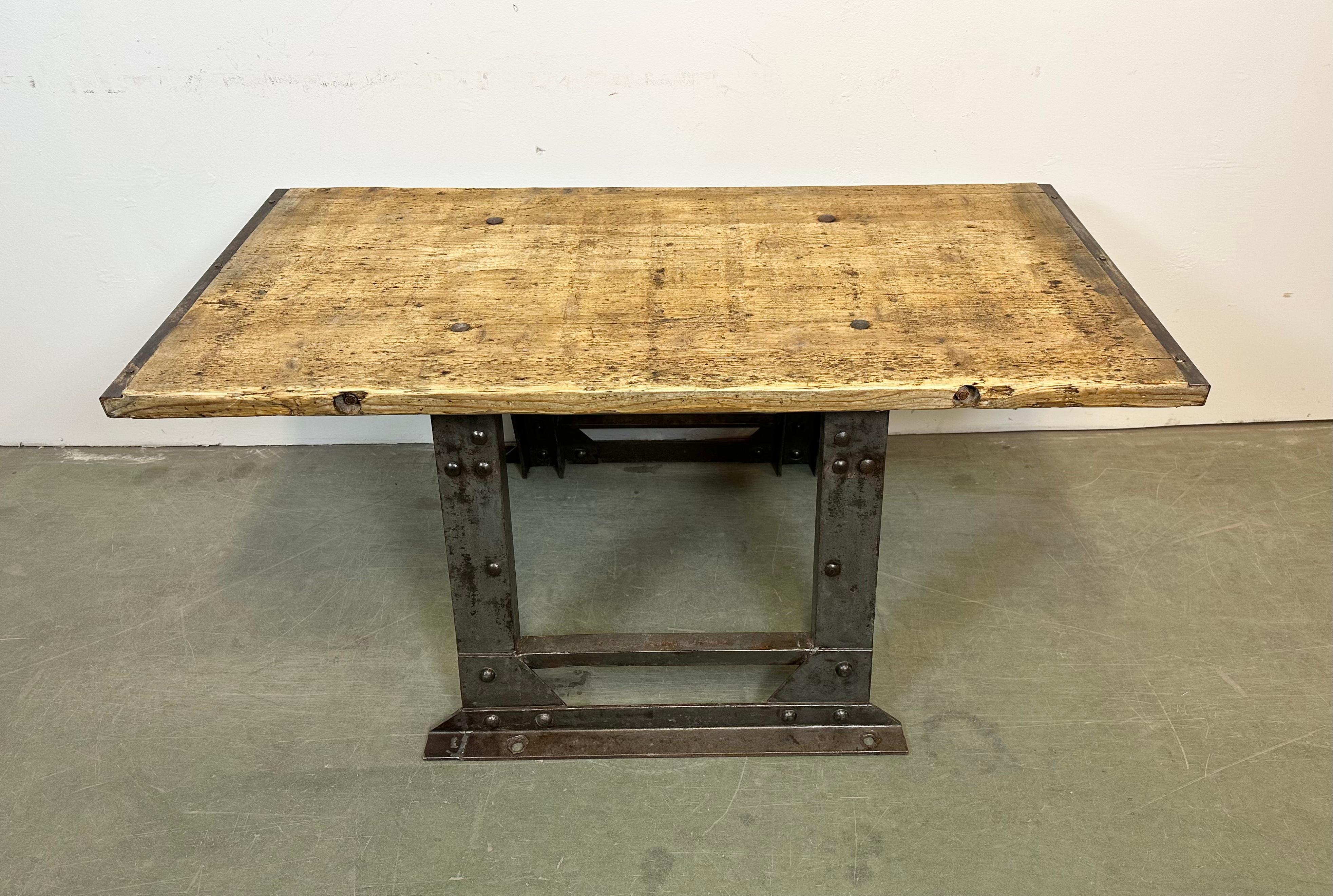 Industrial Riveted Coffee Table, 1960s In Good Condition For Sale In Kojetice, CZ