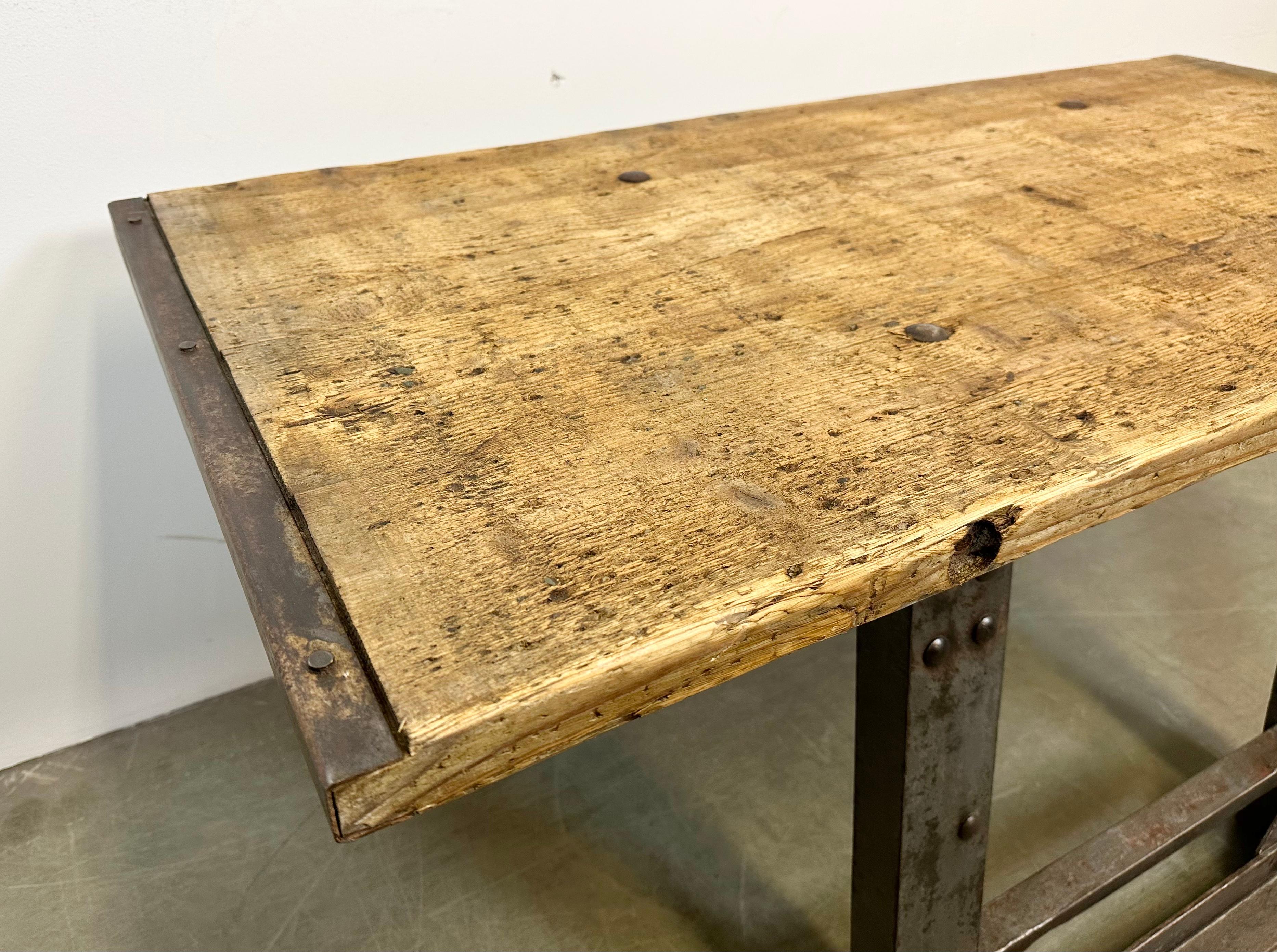Industrial Riveted Coffee Table, 1960s For Sale 1