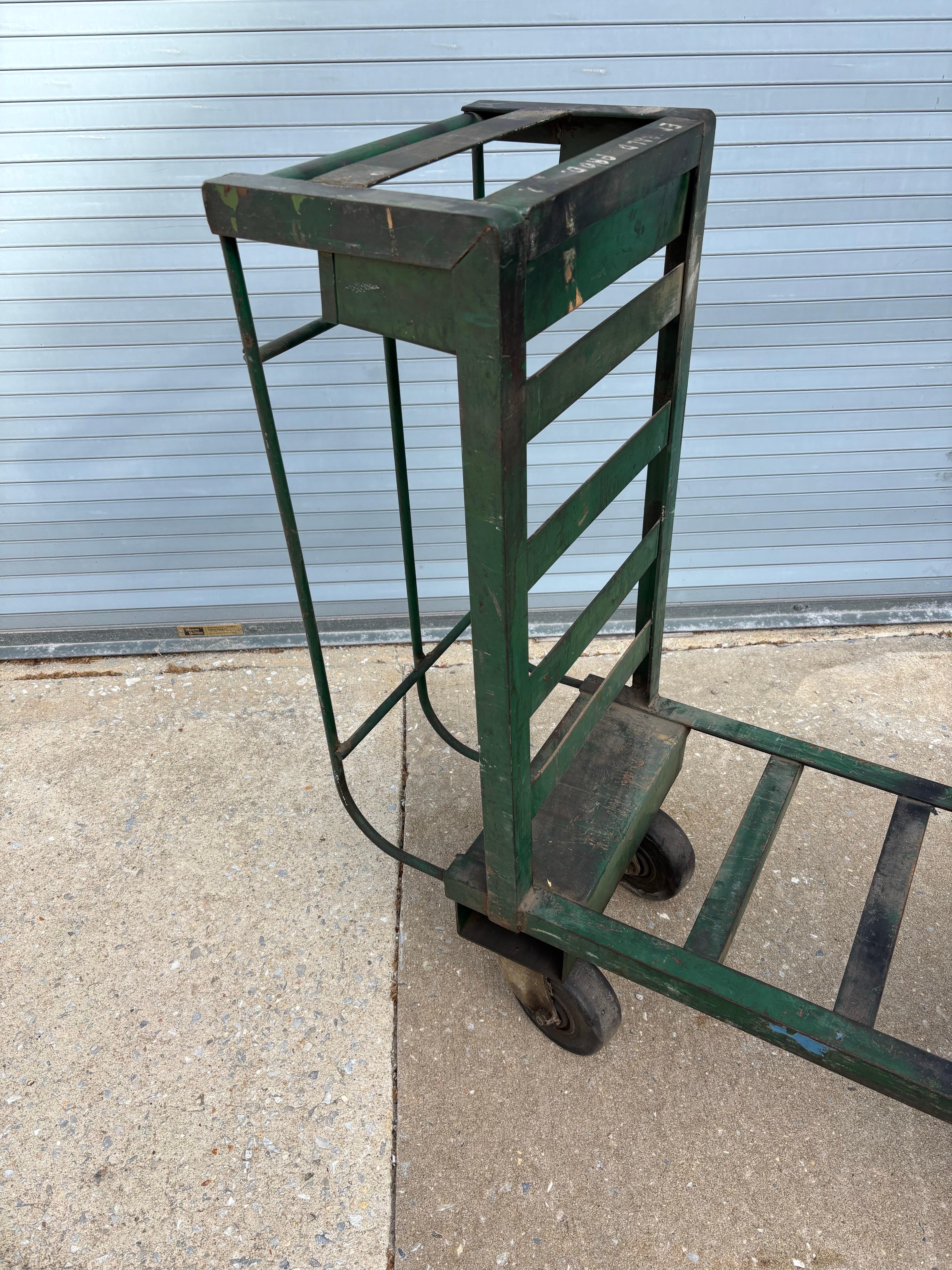 Carro rodante industrial en Bueno estado para la venta en Philadelphia, PA
