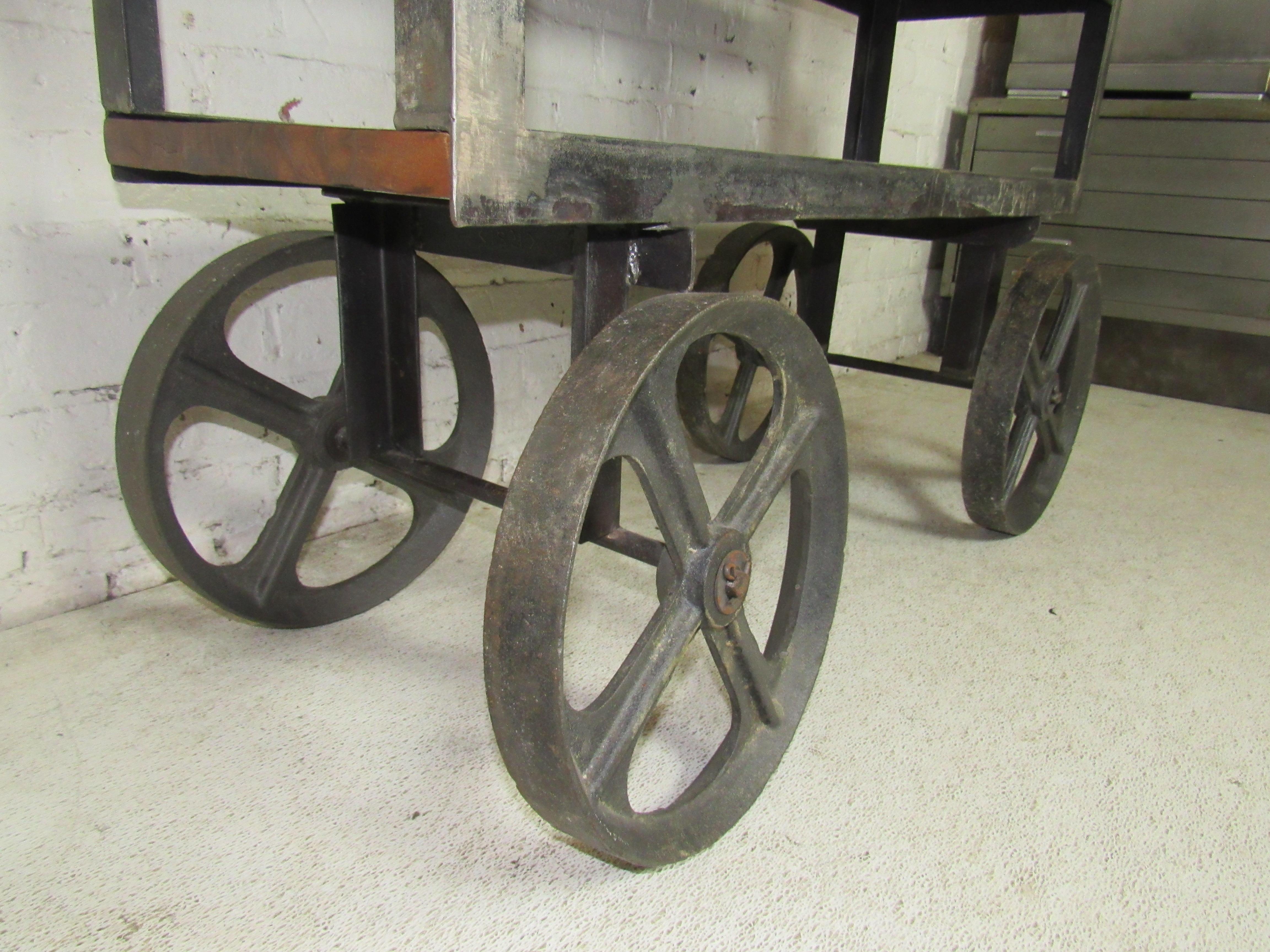 Industrial Rolling Cart 3