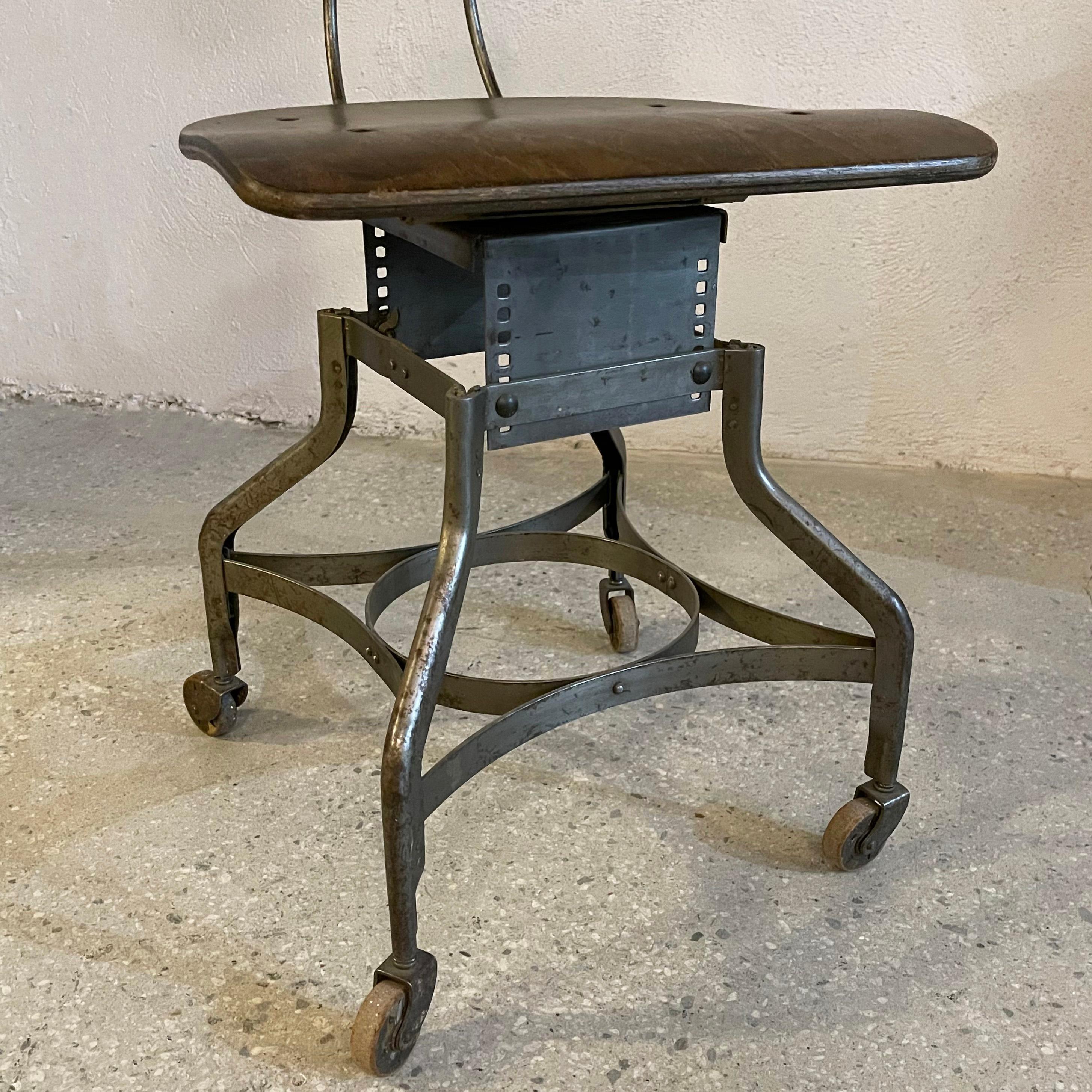 Industrial Rolling Desk Chair By Toledo Metal Co. For Sale 4