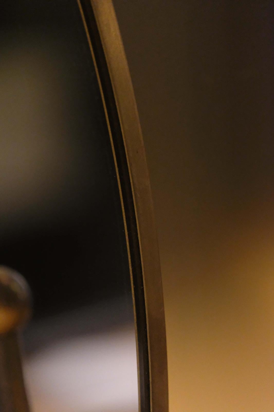 Rustique Miroir rond industriel artisanal avec cadre en laiton authentique fabriqué à la main XS en vente