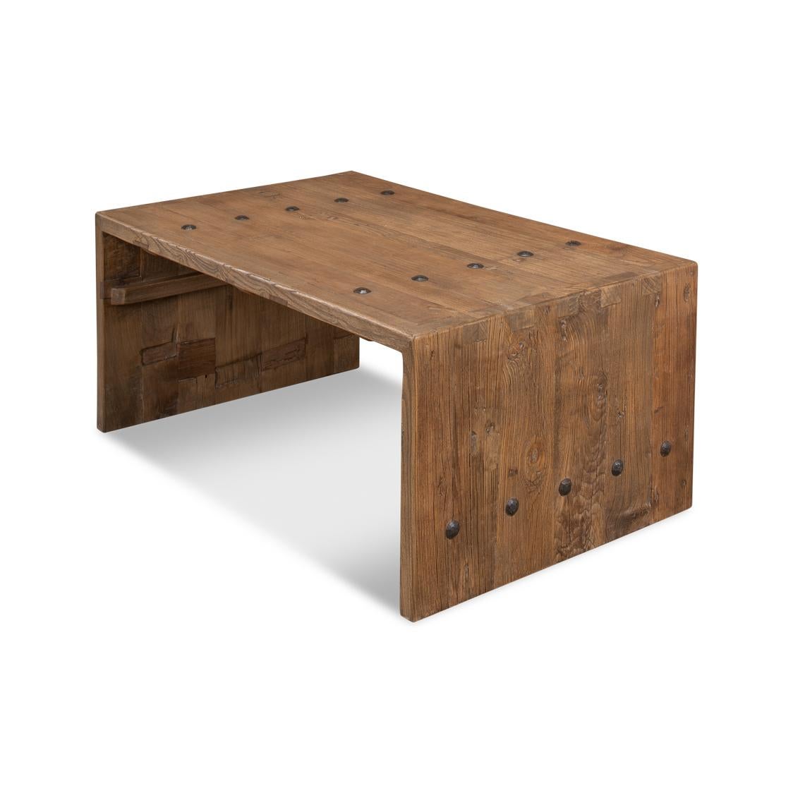 Rustique Table basse rustique industrielle en vente