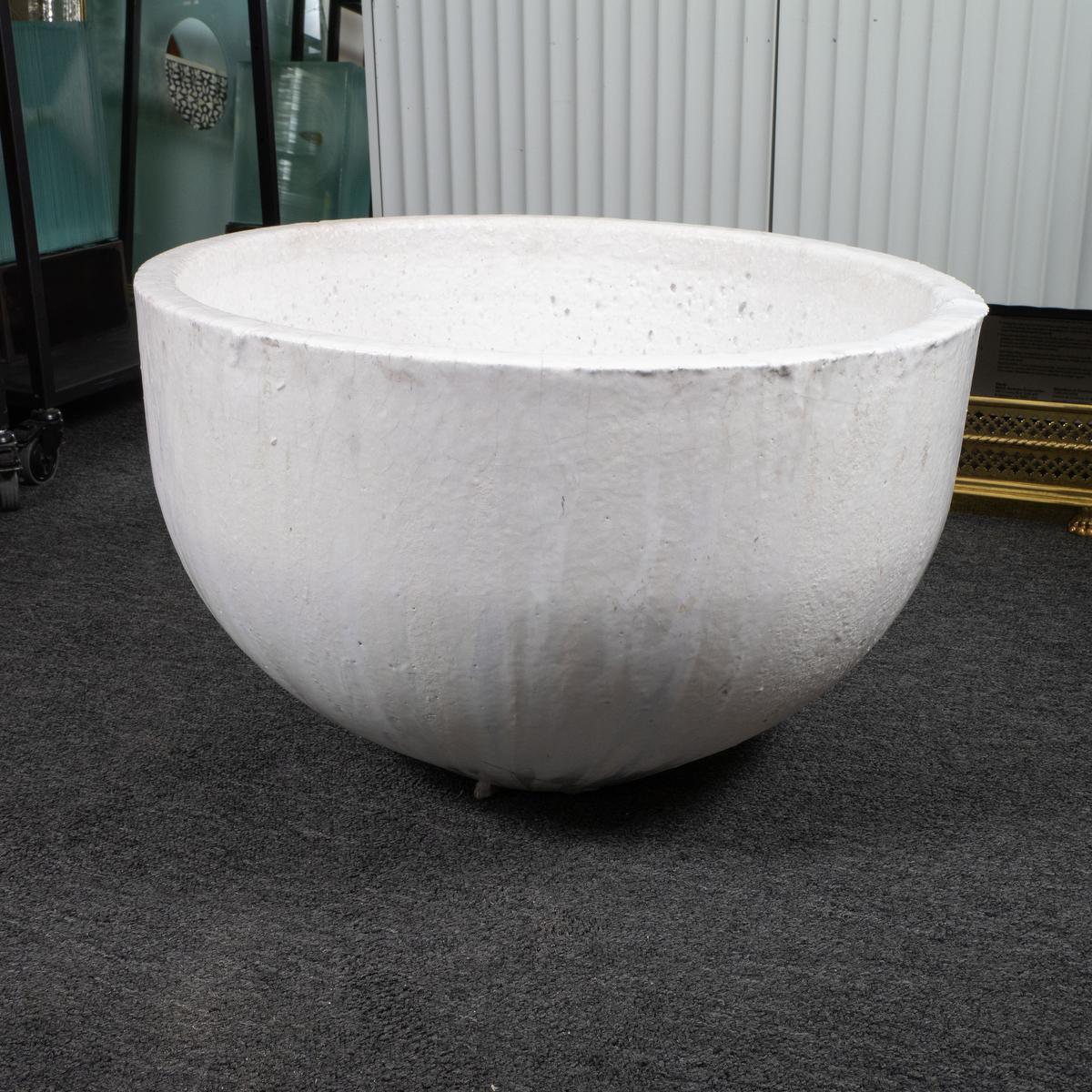 Industrial salvage melt pot coffee table For Sale 1