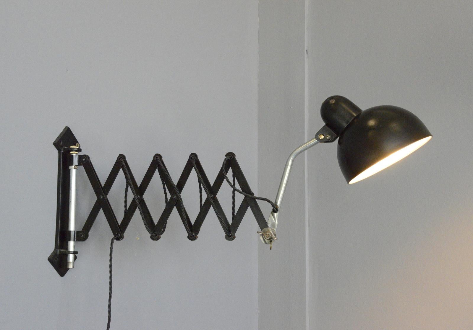 scissor wall lamp