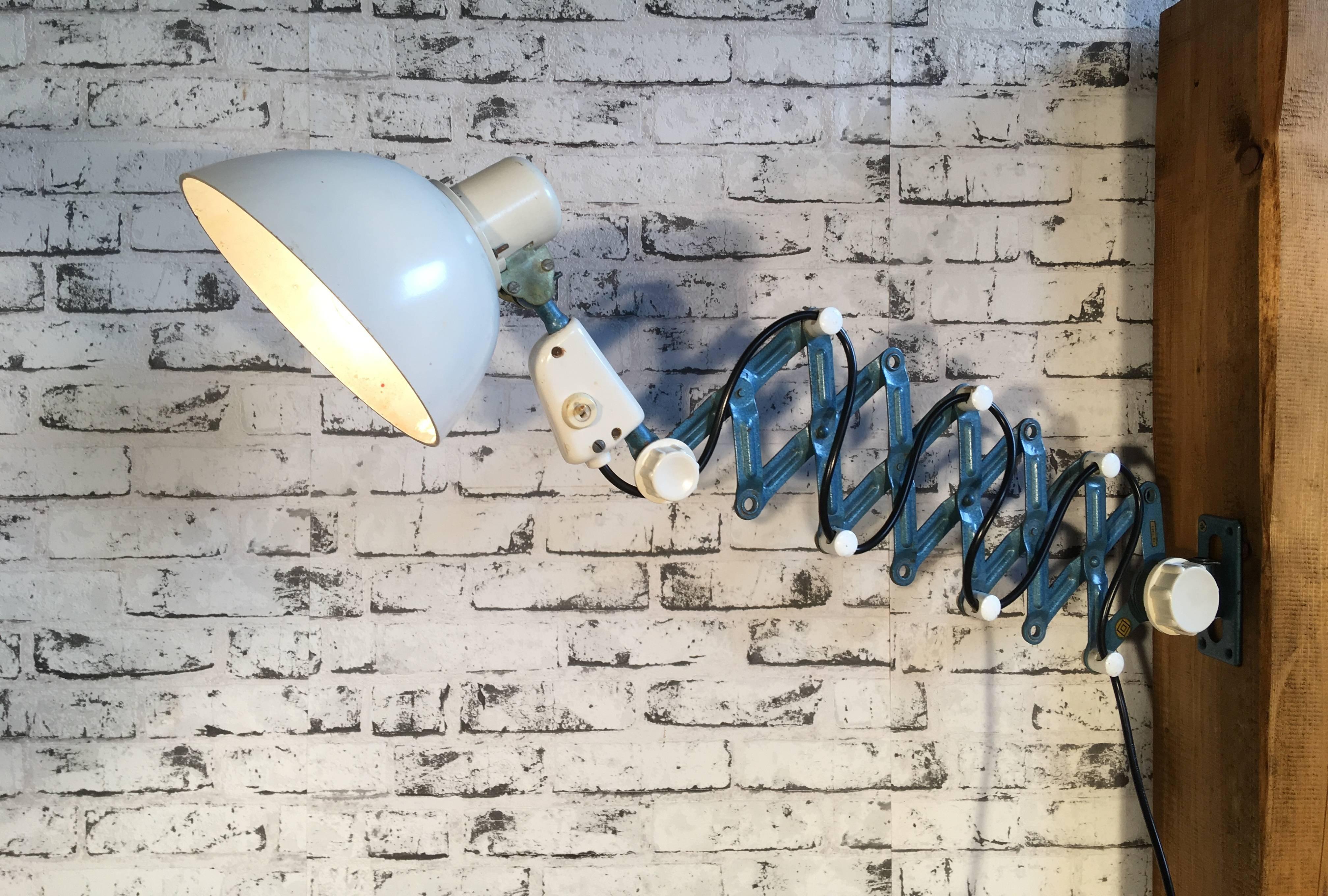 Industrial Scissor Lamp from Reif Dresden, East Germany, 1950s In Good Condition In Kojetice, CZ