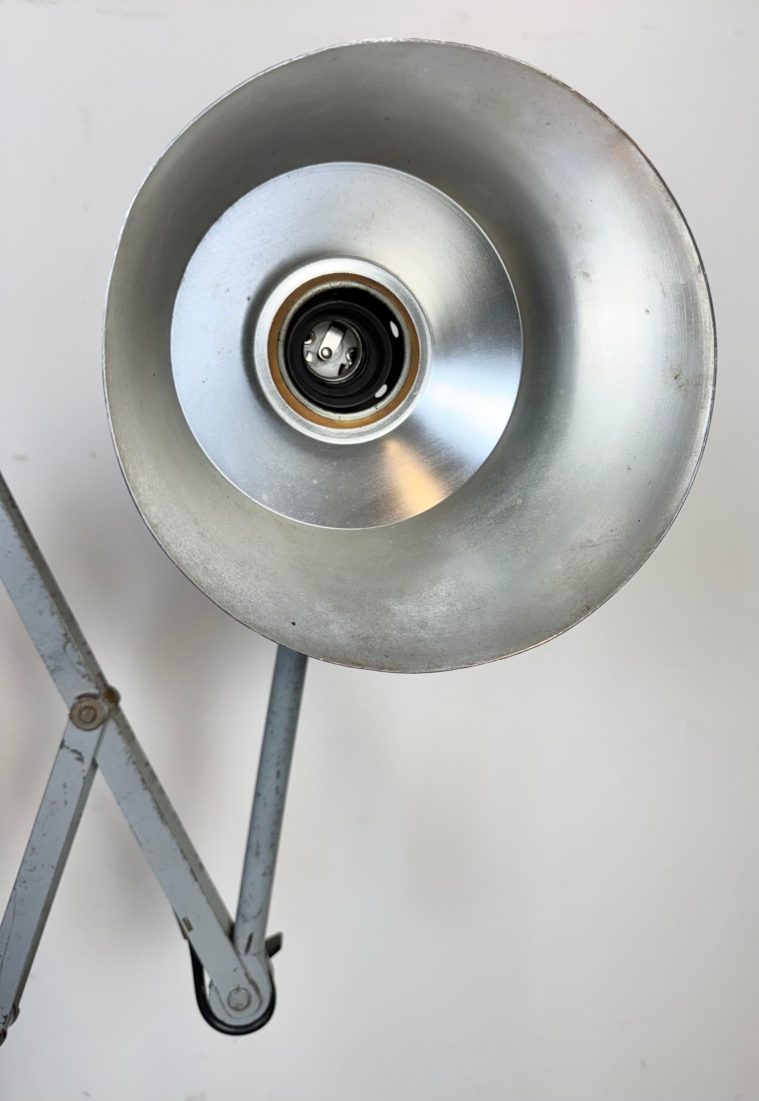 Industrial Scissor Wall Lamp by Curt Fischer for Midgard, 1930s For Sale 11