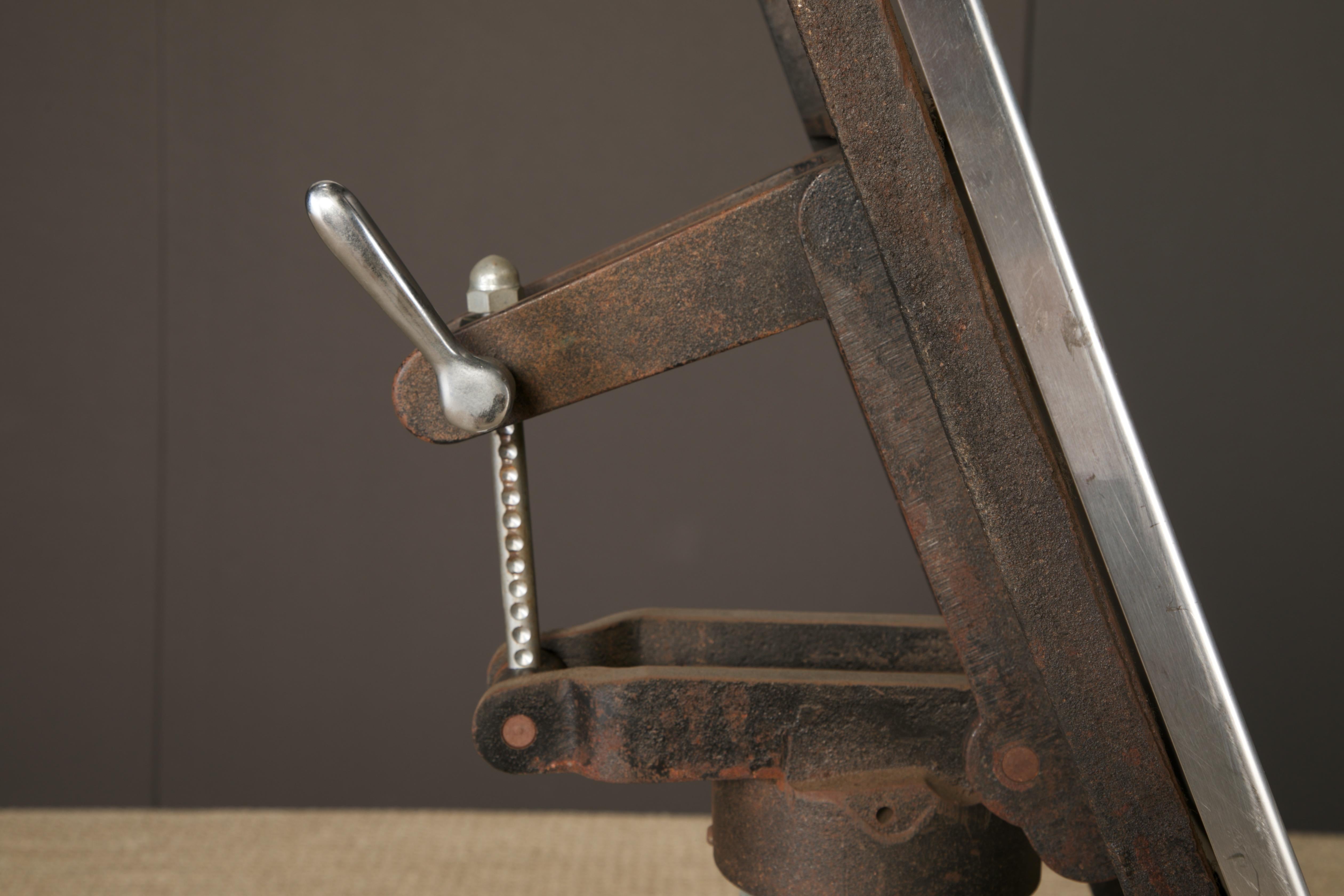 Industrial Shor-Line Hydraulic Lift Operating Table, USA, c. 1958 For Sale 12