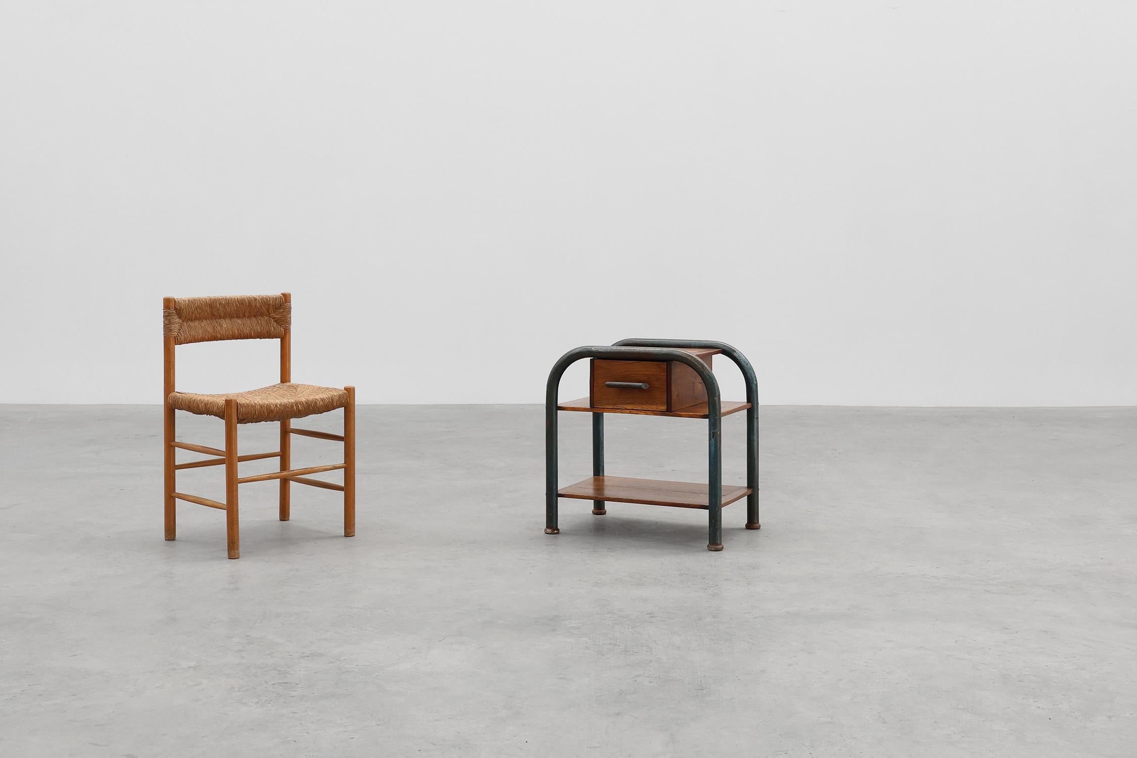 Métal Table d'appoint ou de nuit industrielle dans le style Bauhaus, Belgique vers 1910 en vente