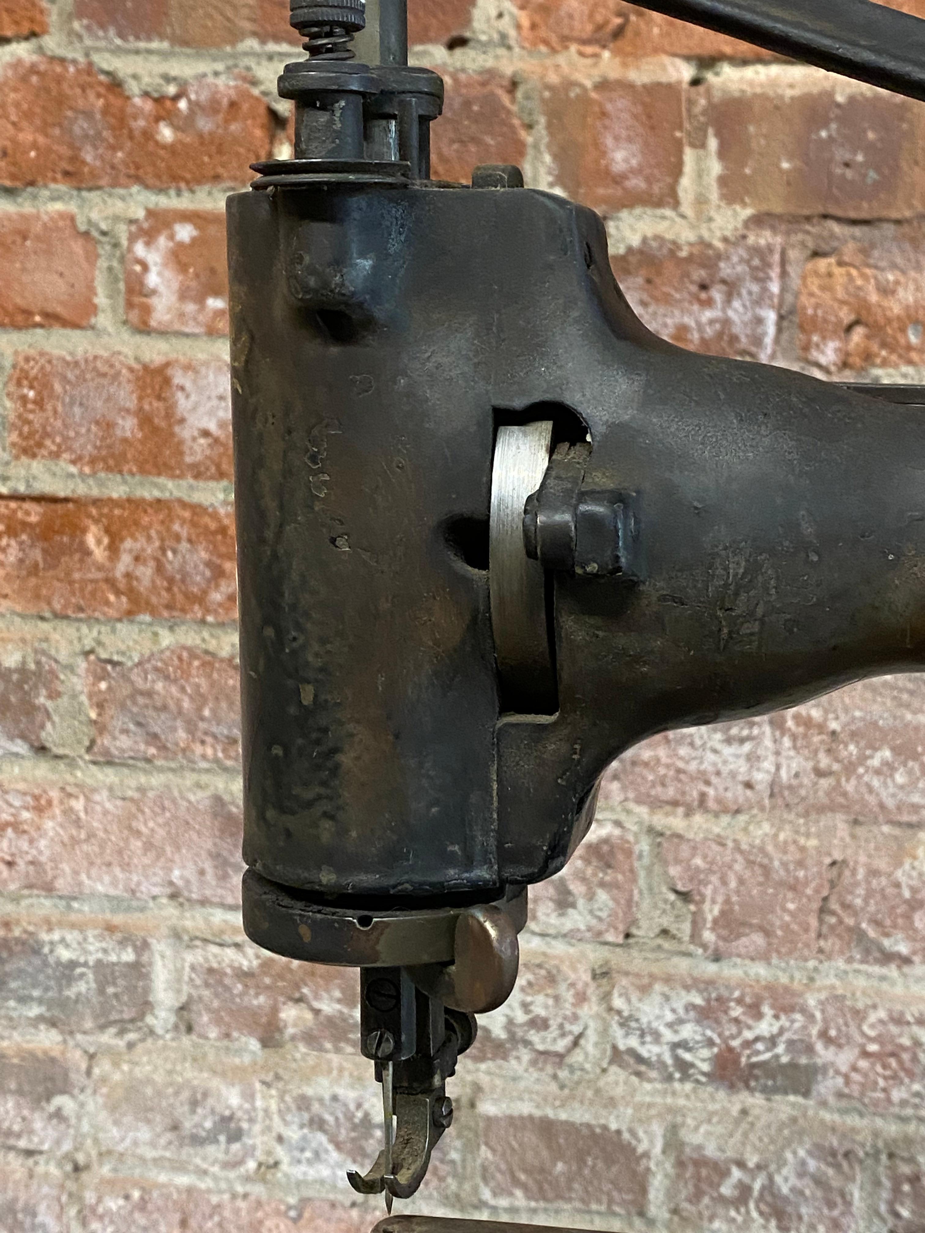 Industrial Singer Manufacturing Company Leather Sewing Machine, Model 29-4 5