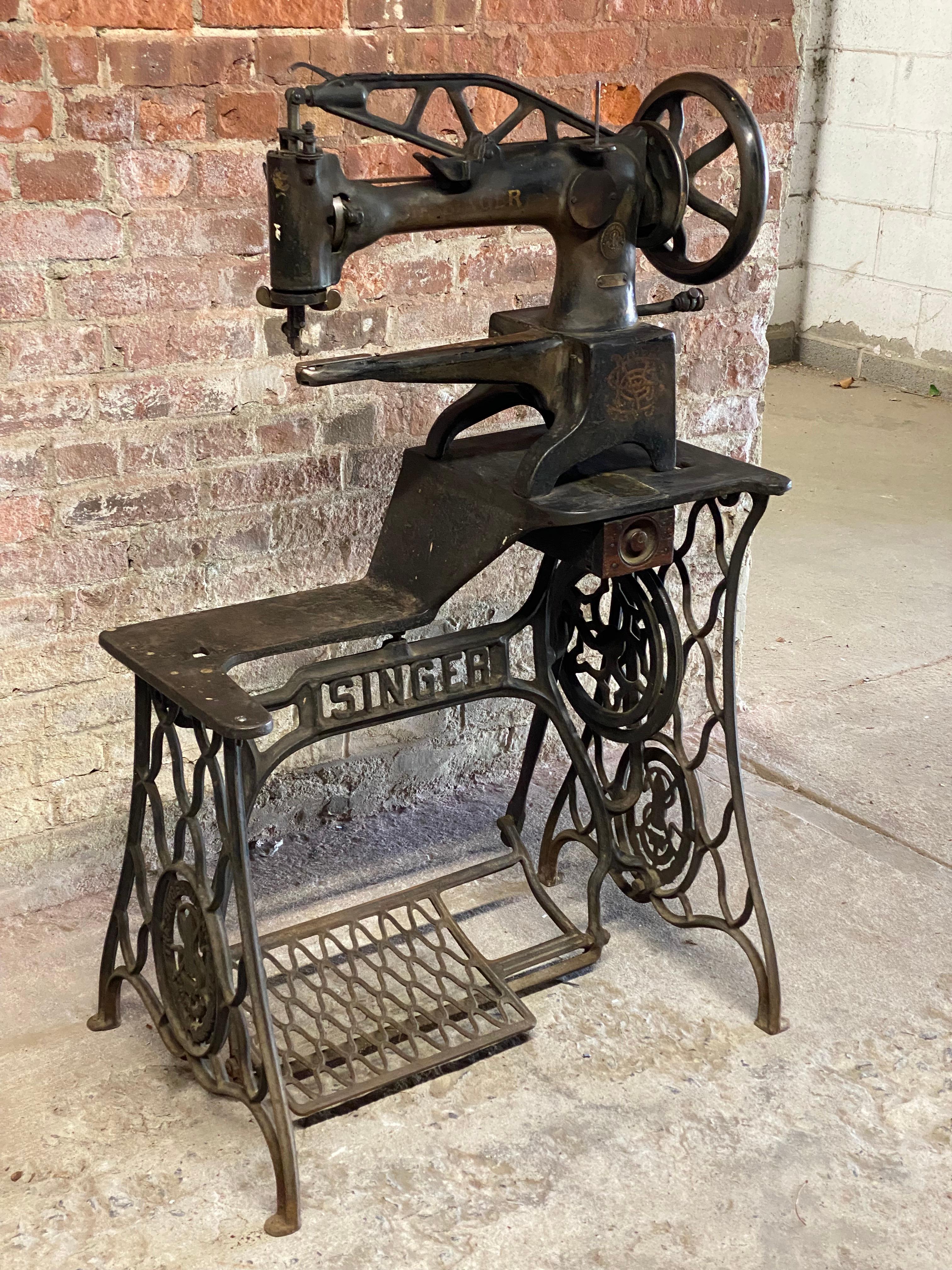 Industrial Singer Manufacturing Company Leather Sewing Machine, Model