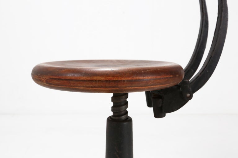 Industrial "Singer" Stool, ca.1920 For Sale at 1stDibs