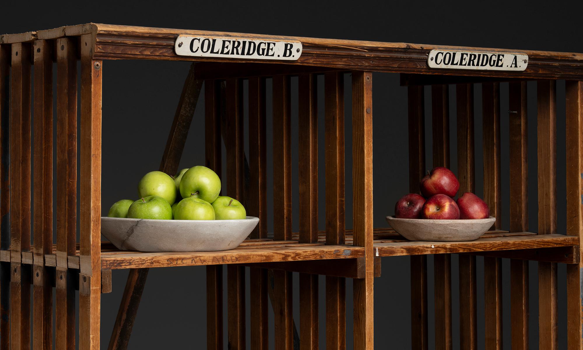 Inglese Scaffale industriale a doghe, Inghilterra 1920 in vendita