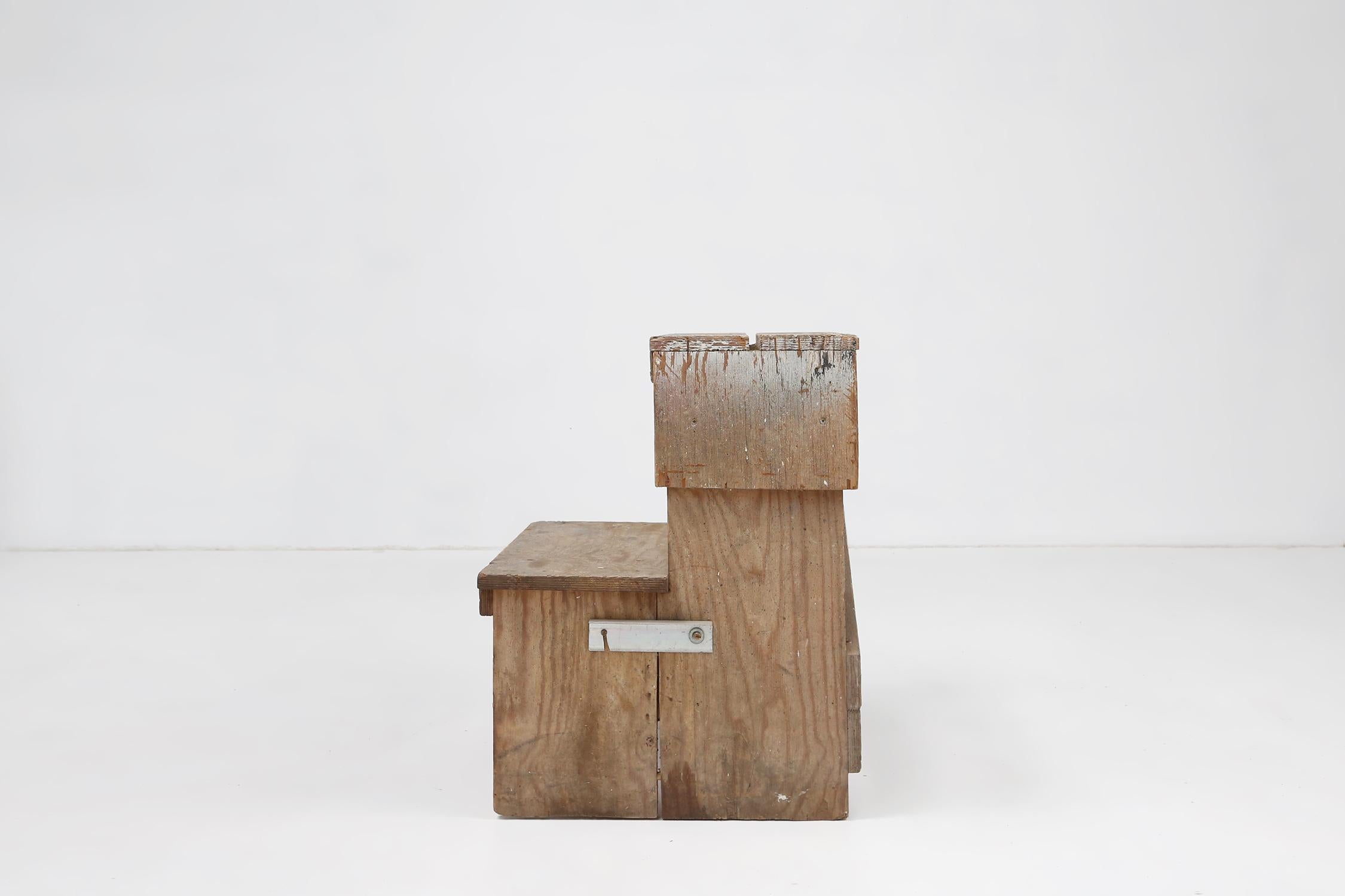 Industrial small stepladder in wood with old layers of paint, Belgium ca. 1920 For Sale 2