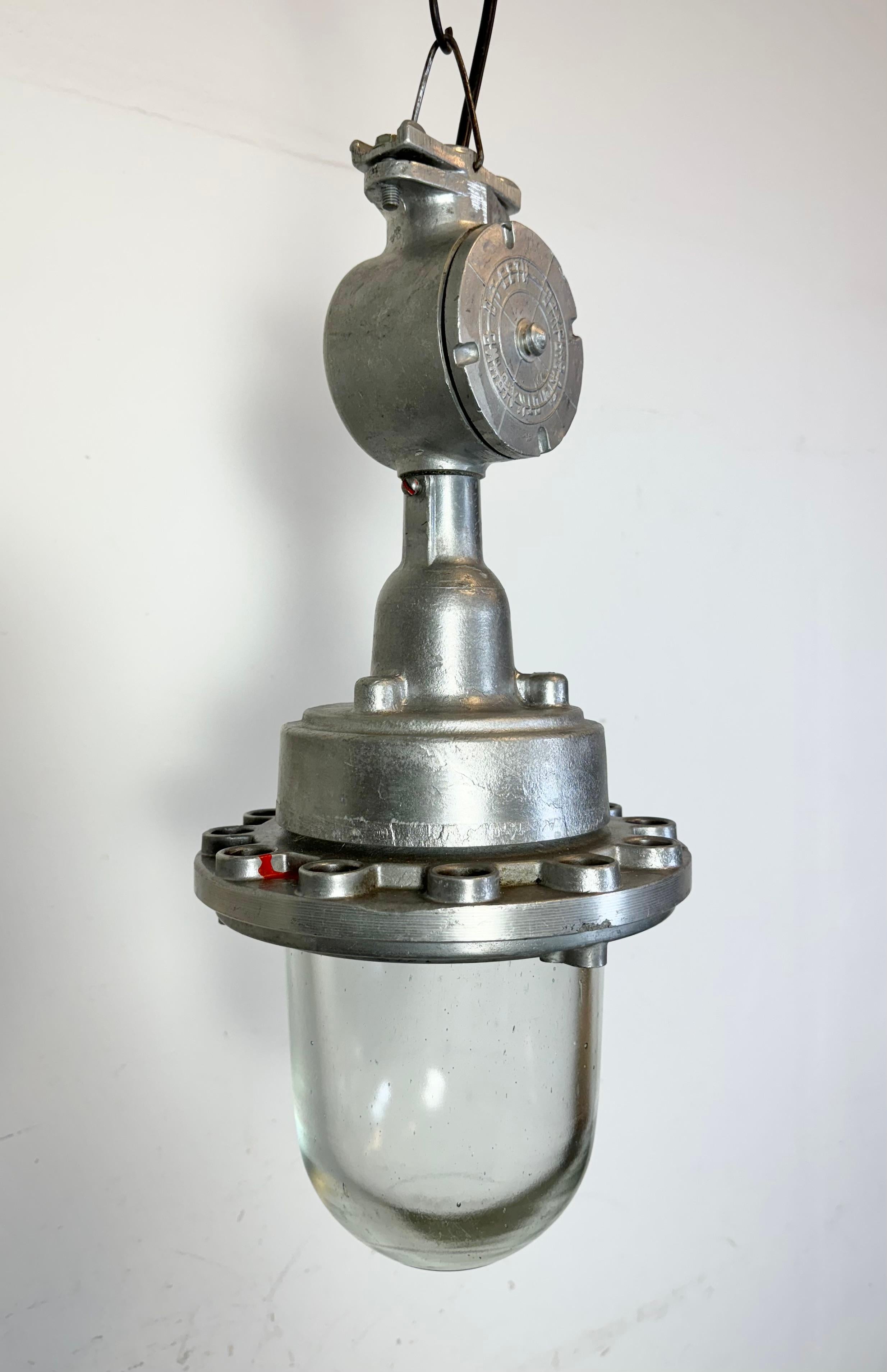 Industrial Soviet Aluminium Factory Pendant Lamp, 1960s For Sale 6