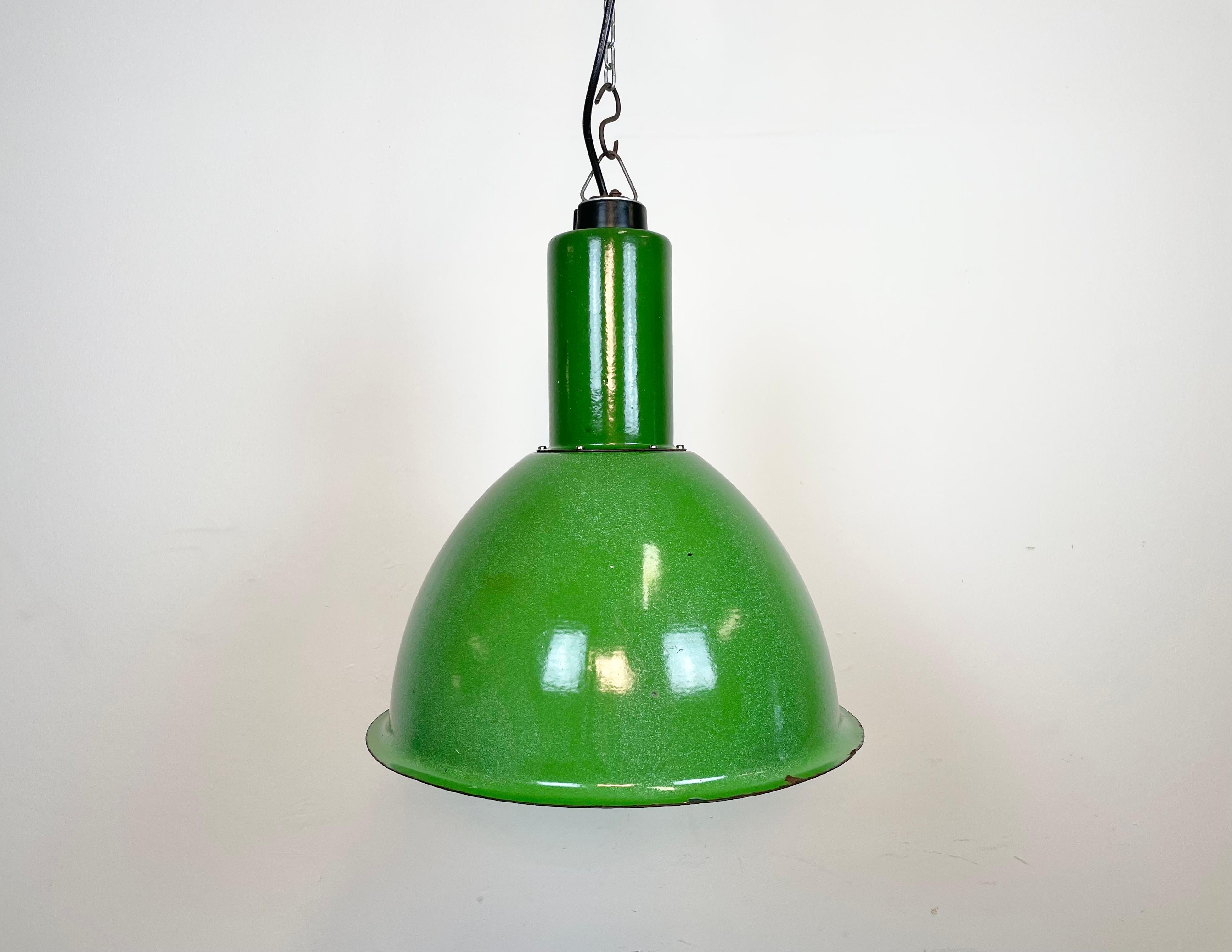 green enamel pendant light