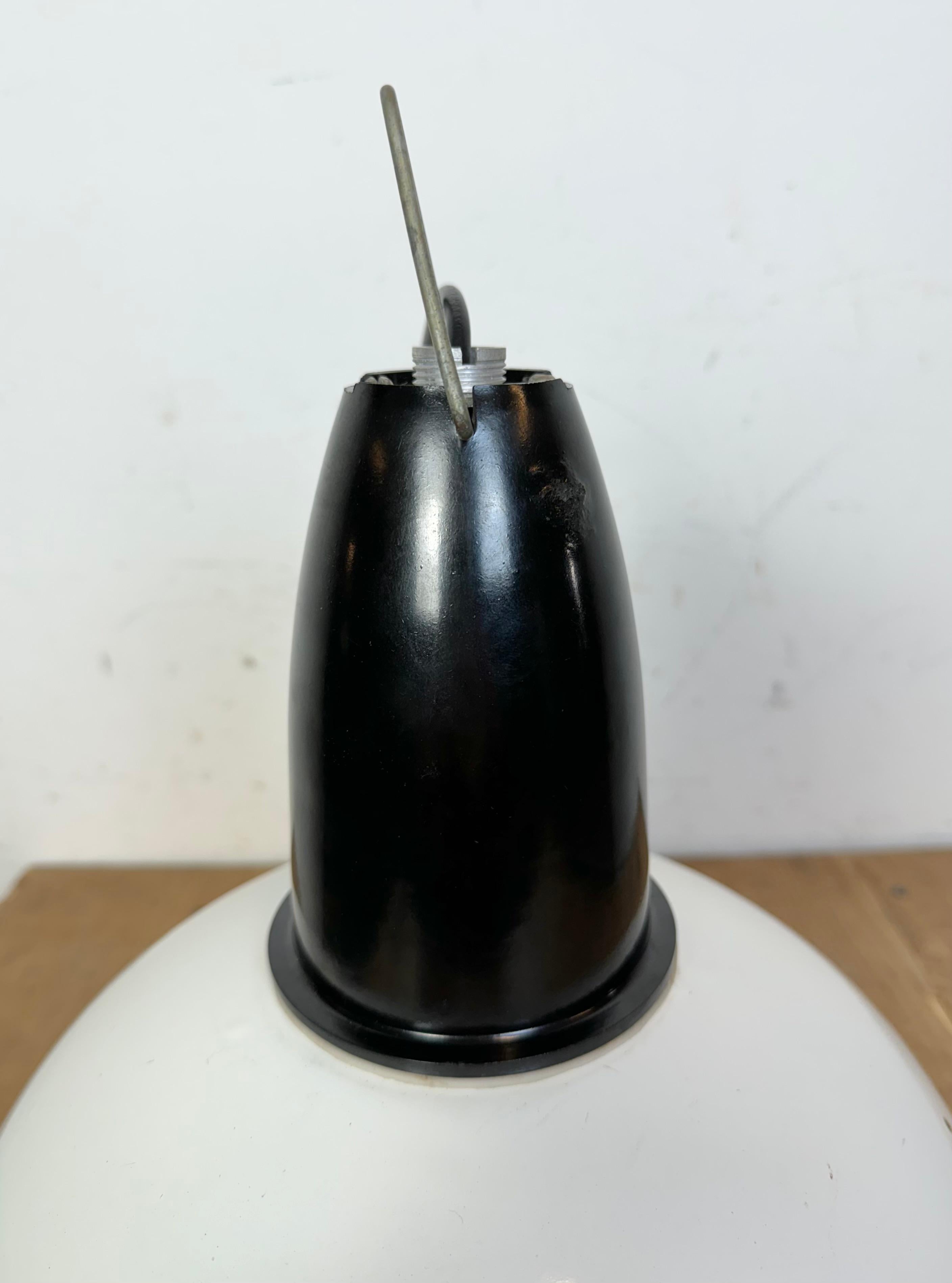 Industrial Soviet White Enamel Pendant Lamp, 1960s For Sale 7