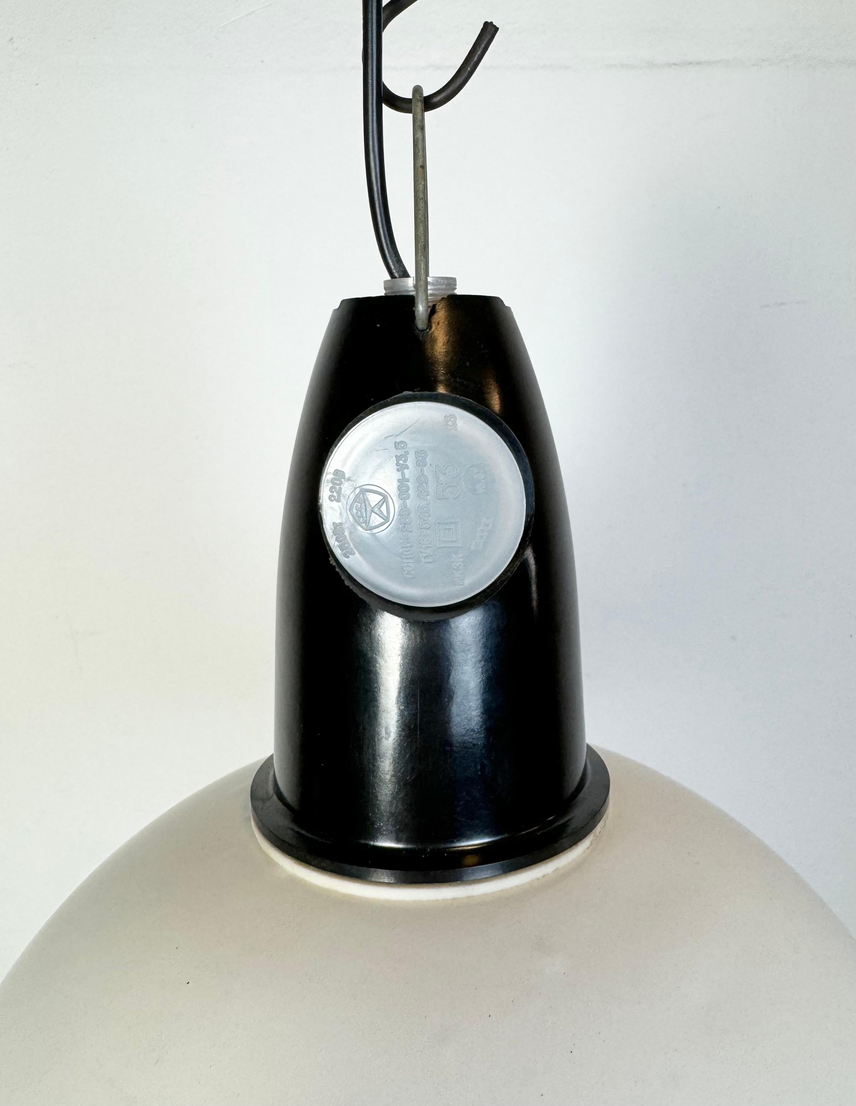 Industrial Soviet White Enamel Pendant Lamp, 1960s In Good Condition For Sale In Kojetice, CZ